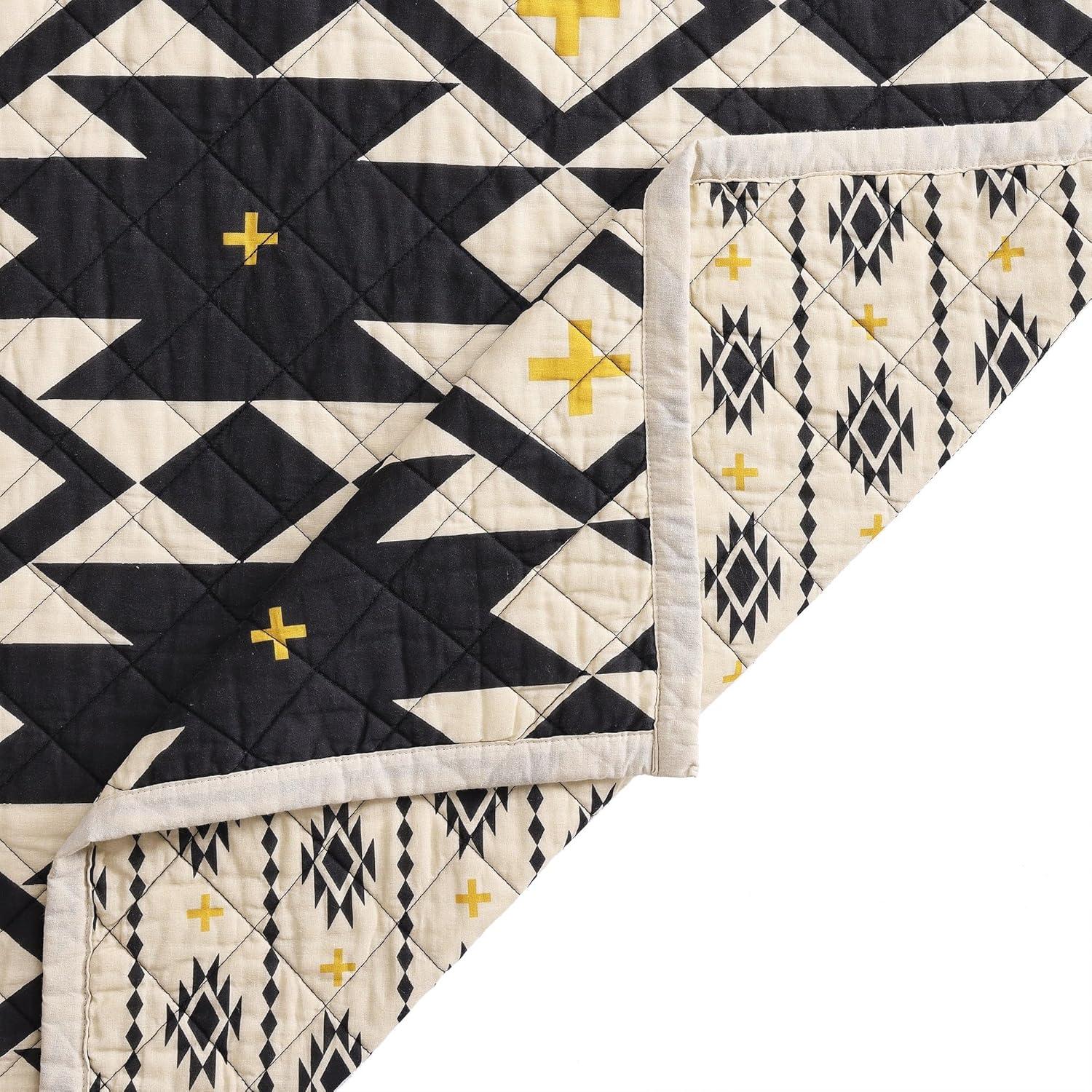 High Desert 100% Cotton Geometric Aztec Print Reversible Western Quilt Set