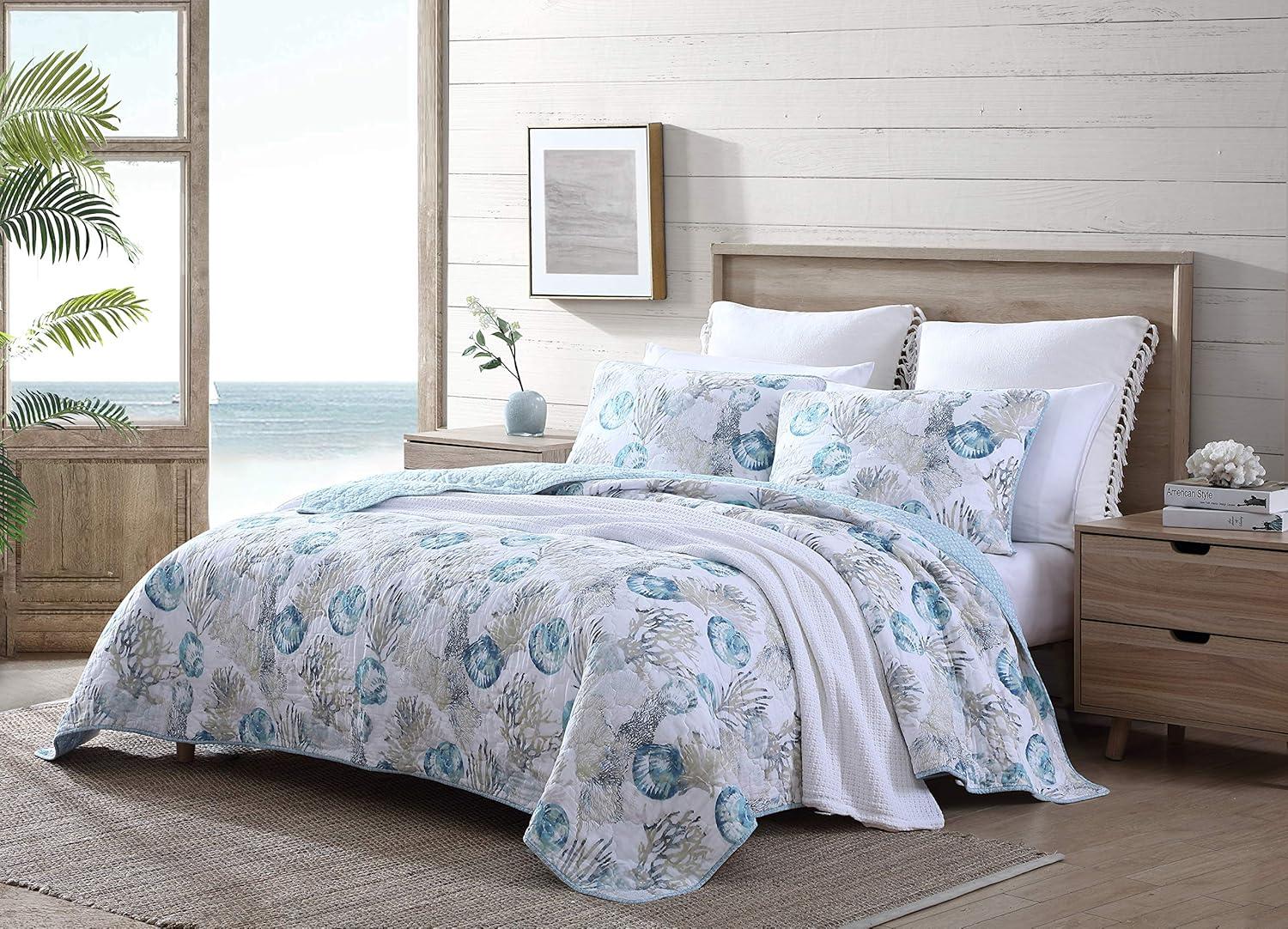 King Size Blue Cotton Reversible Quilt Set