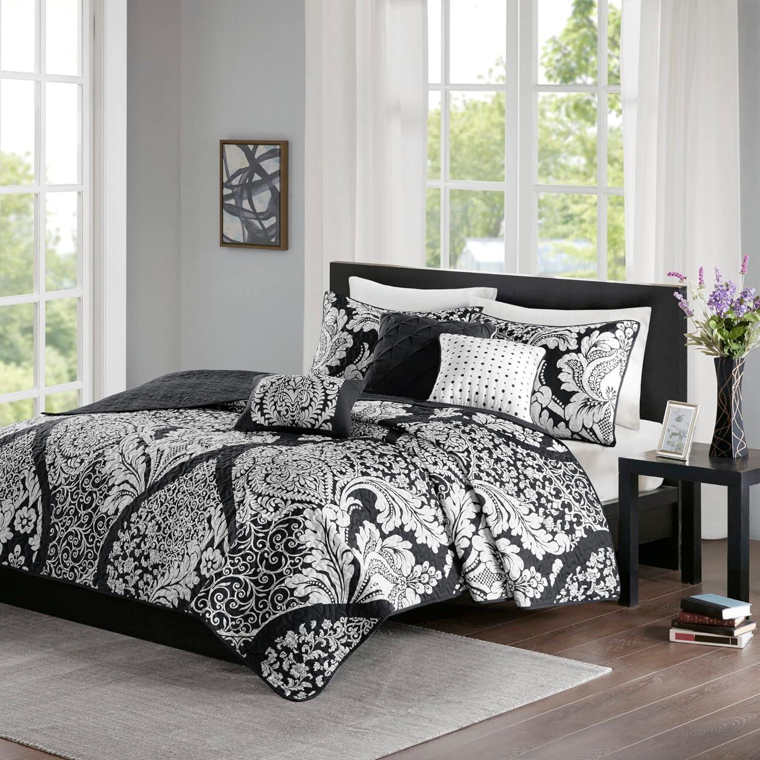 King Black Cotton Reversible Quilt Set with Decorative Pillows