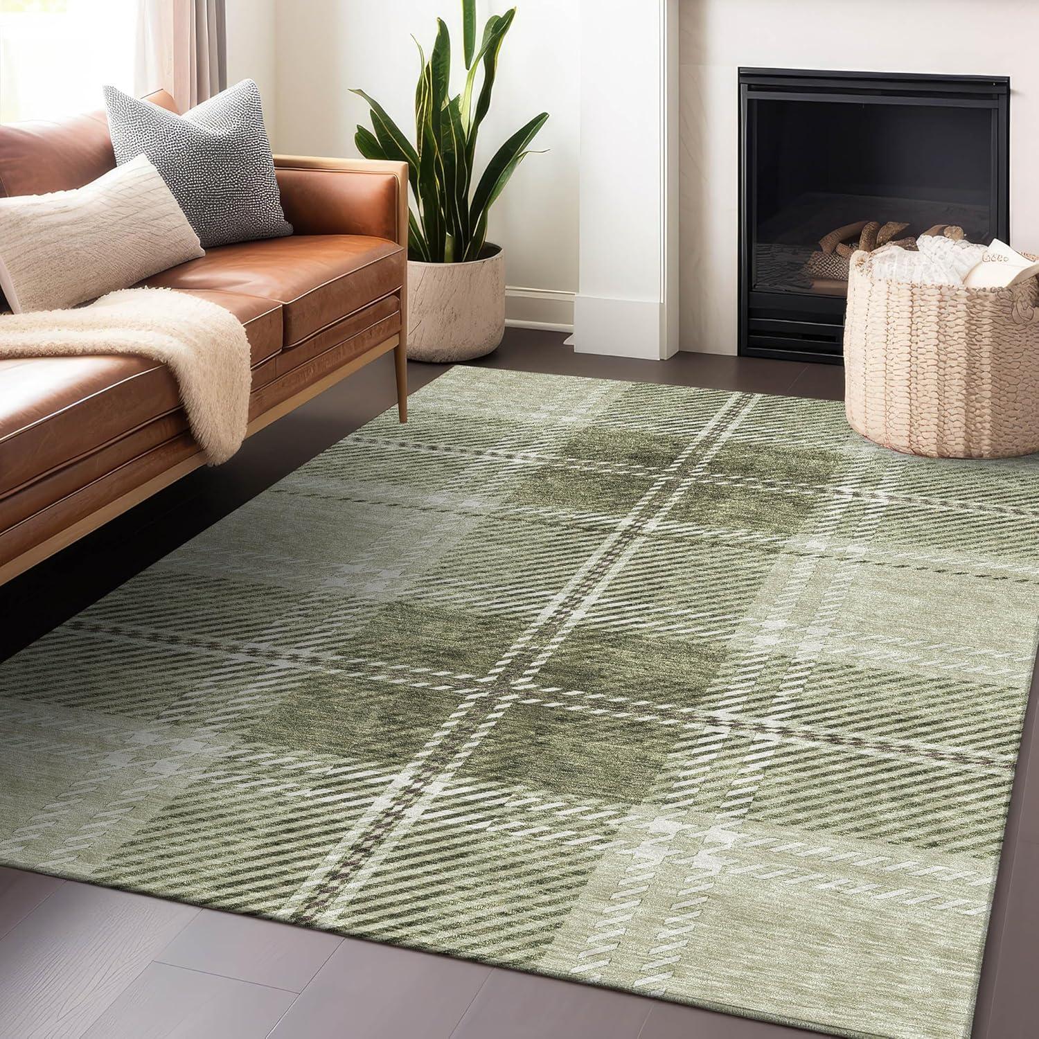 Green Plaid Synthetic Indoor/Outdoor Washable Rug 2'6" x 3'10"