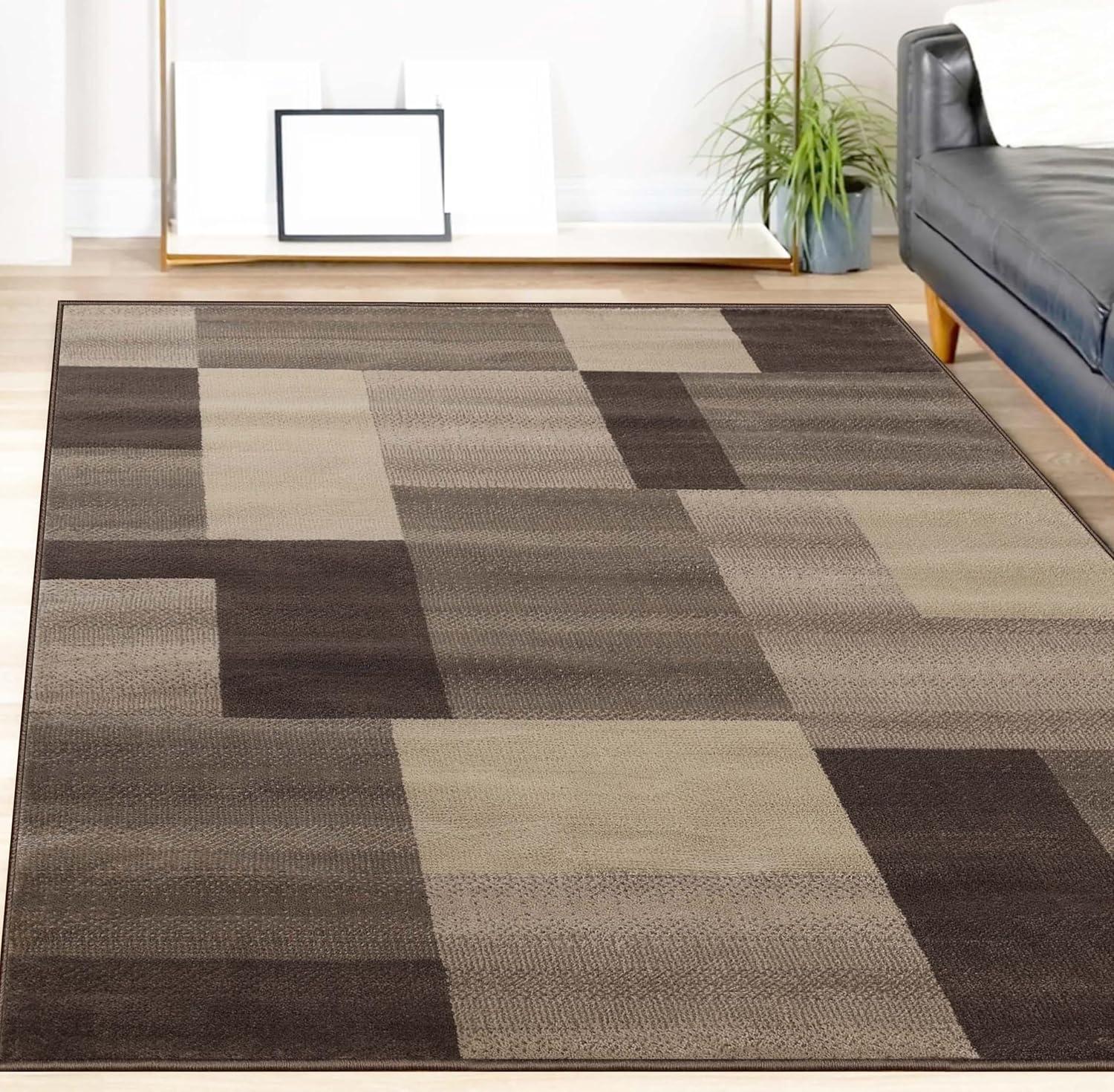 Beige Geometric Patchwork 6' x 9' Synthetic Area Rug