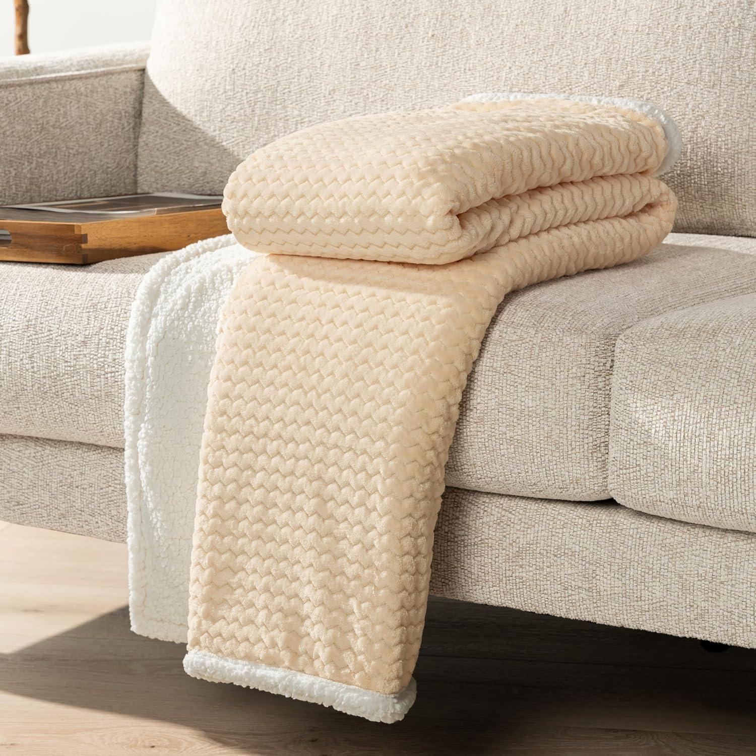Pavilia Hand Woven Throw Blanket