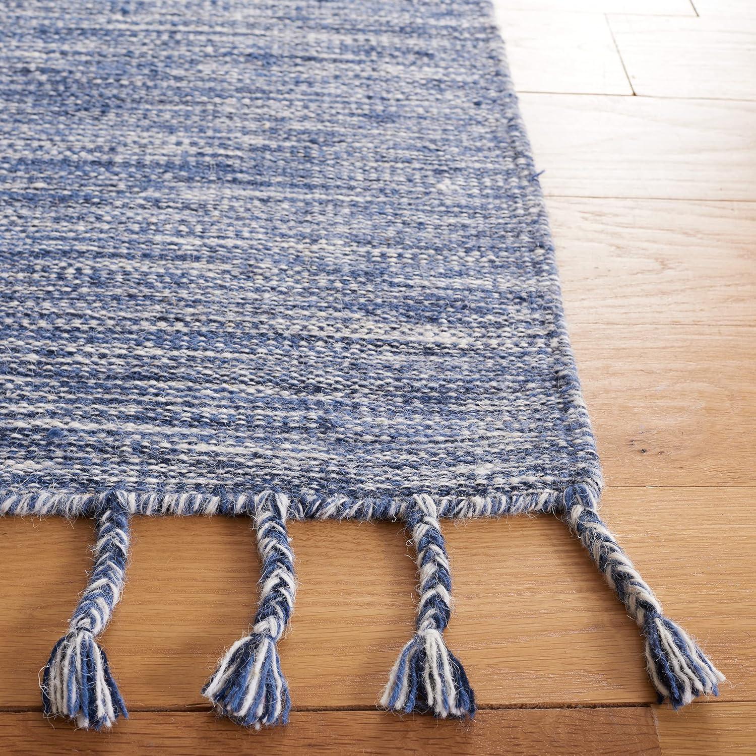 Dhurries DHU801 Hand Loomed Area Rug  - Safavieh