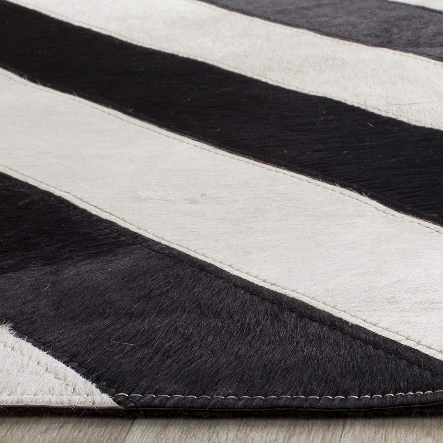 Studio Leather STL122 Hand Woven Area Rug - White/Black - 5'x8' - Safavieh.