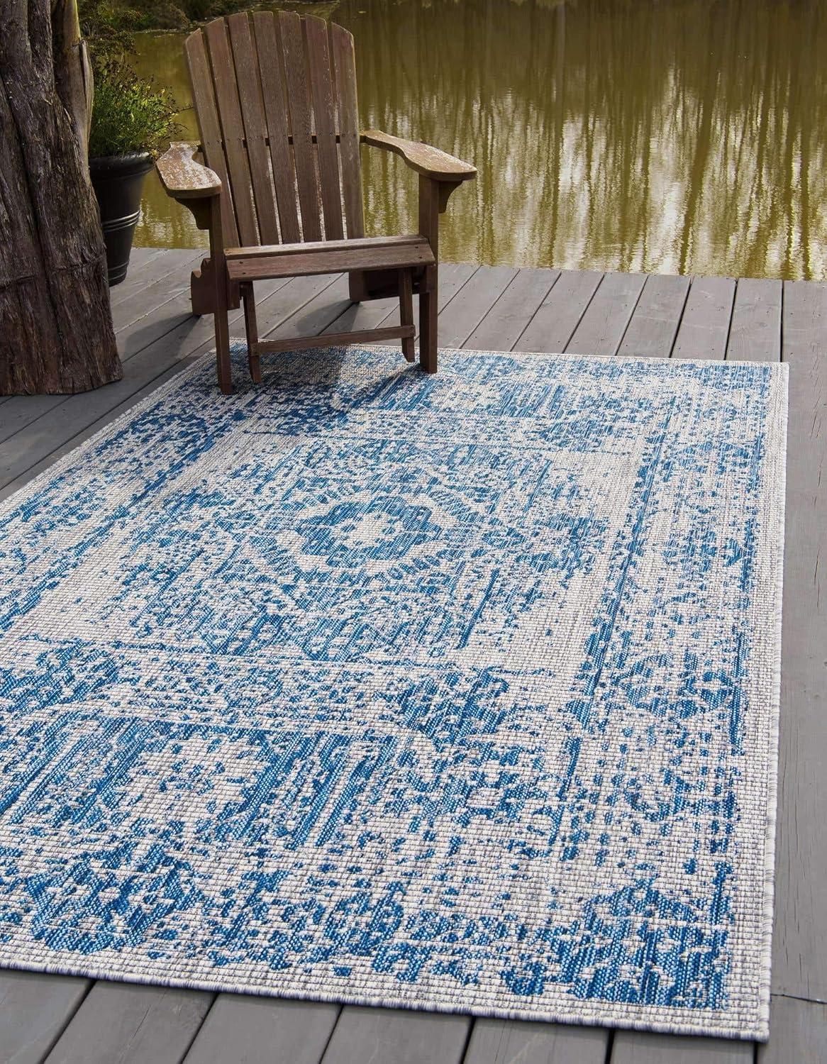 Unique Loom 3' 3 x 5' 3 Rectangle Indoor/Outdoor Traditional Blue Area Rug