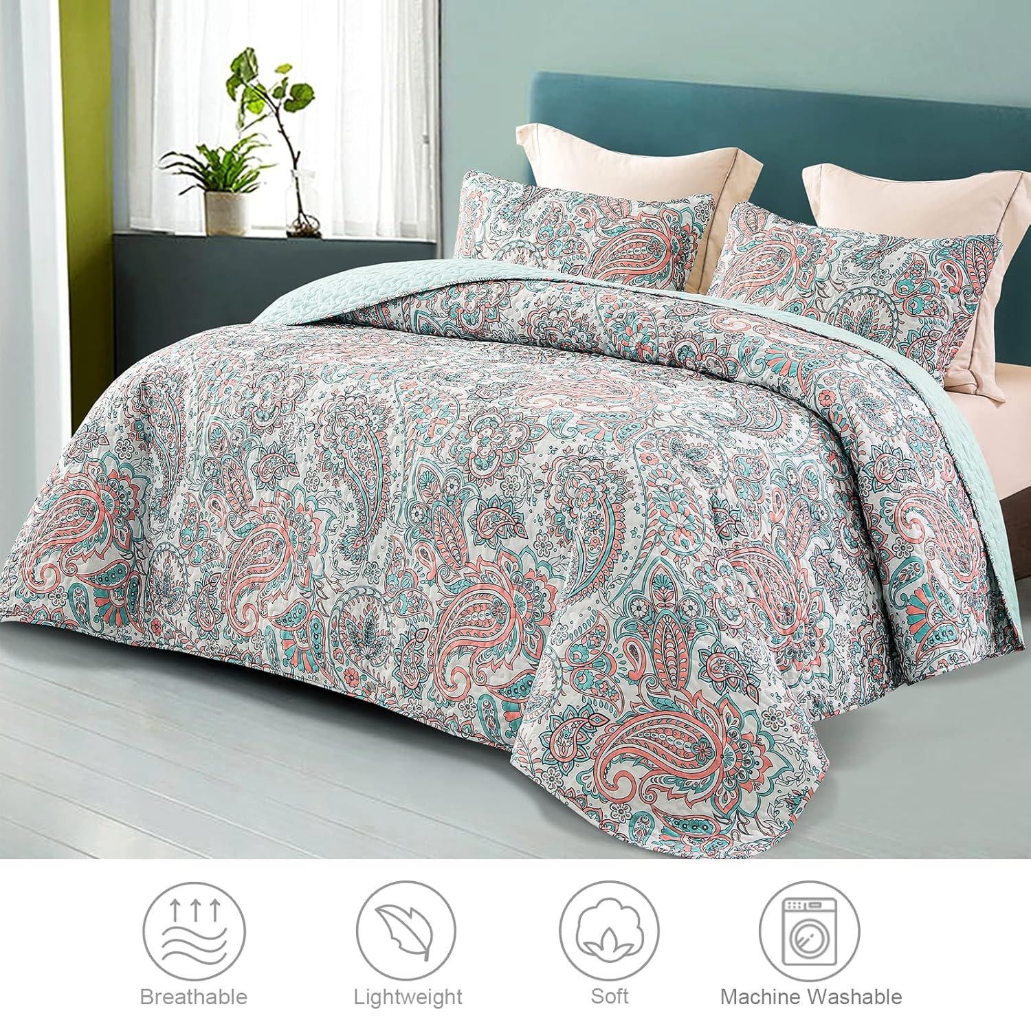 Exclusivo Mezcla Paisley Aqua Quilt Set King Size, 3-Piece Reversible Quilt Bedding Set, Lightweight and Soft Bedspread Coverlets