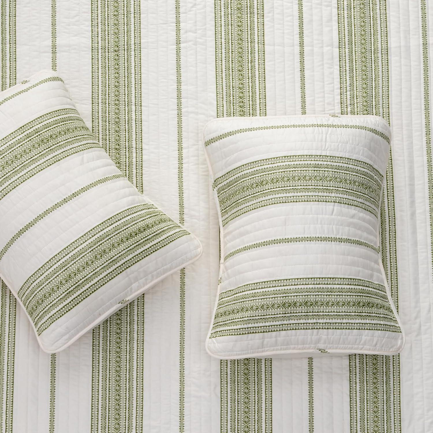 Twin/Twin XL White and Green Striped Cotton Quilt Bedding Set