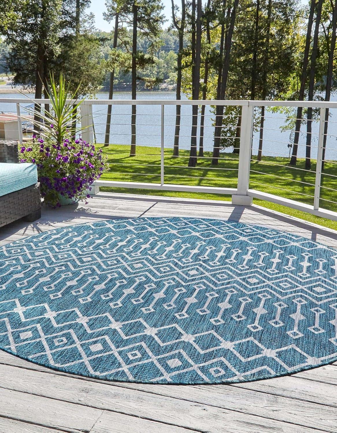 Unique Loom 10' 0 x 10' 0 Round Indoor/Outdoor Trellis Blue Area Rug