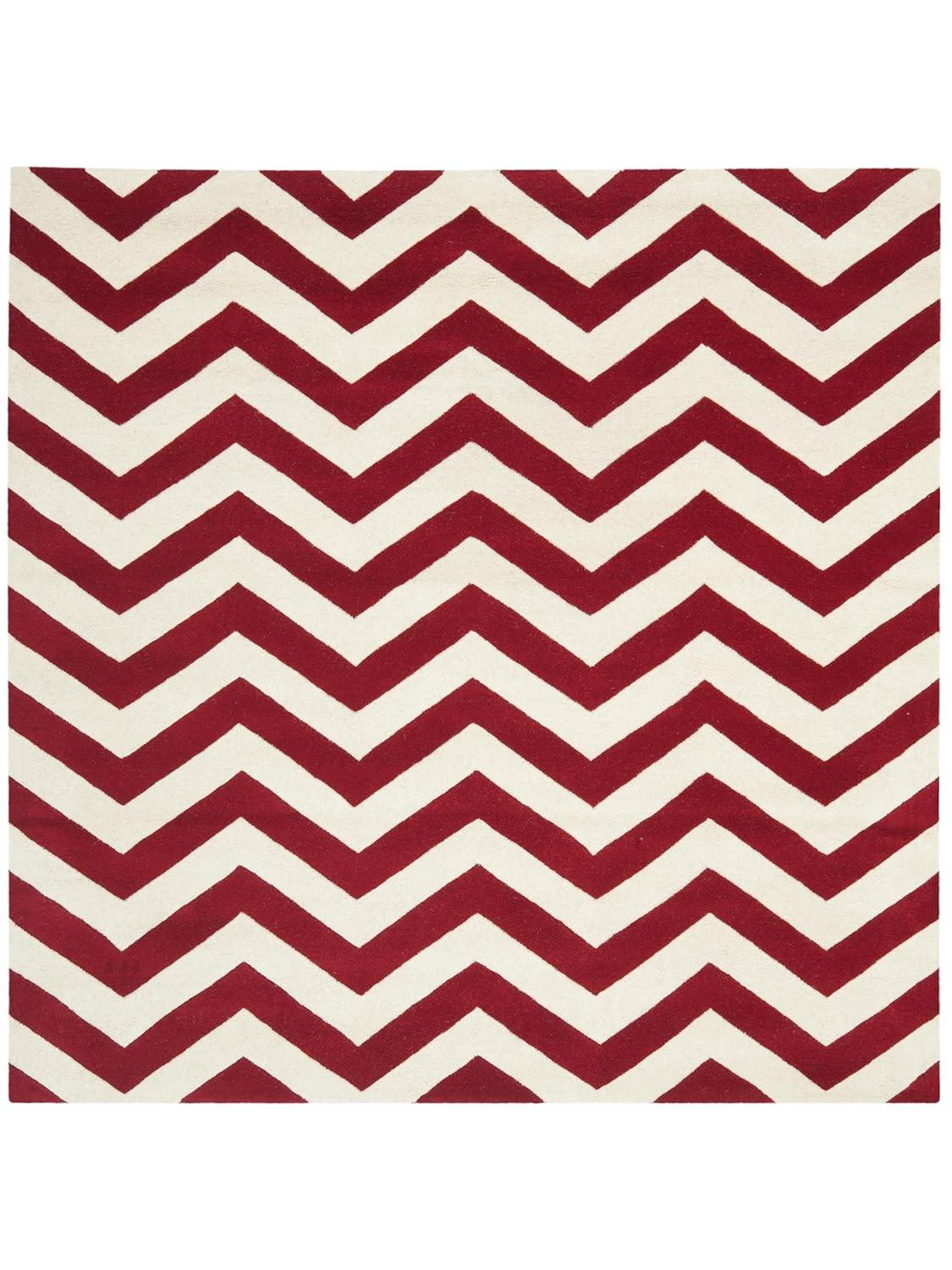 Chatham CHT715 Tufted Indoor Area Rug - Red/Ivory - 2'x3' - Safavieh