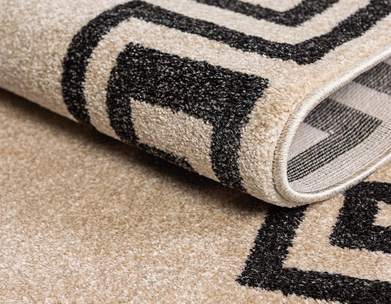 Barreto Geometric Beige/Black Area Rug