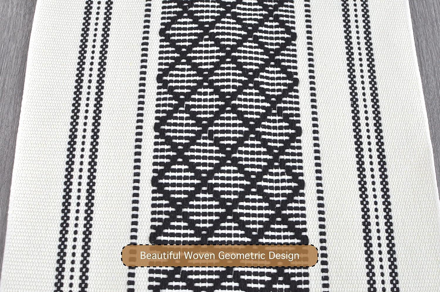 Oveesha Boho Cotton Woven Table Runner With Tassels
