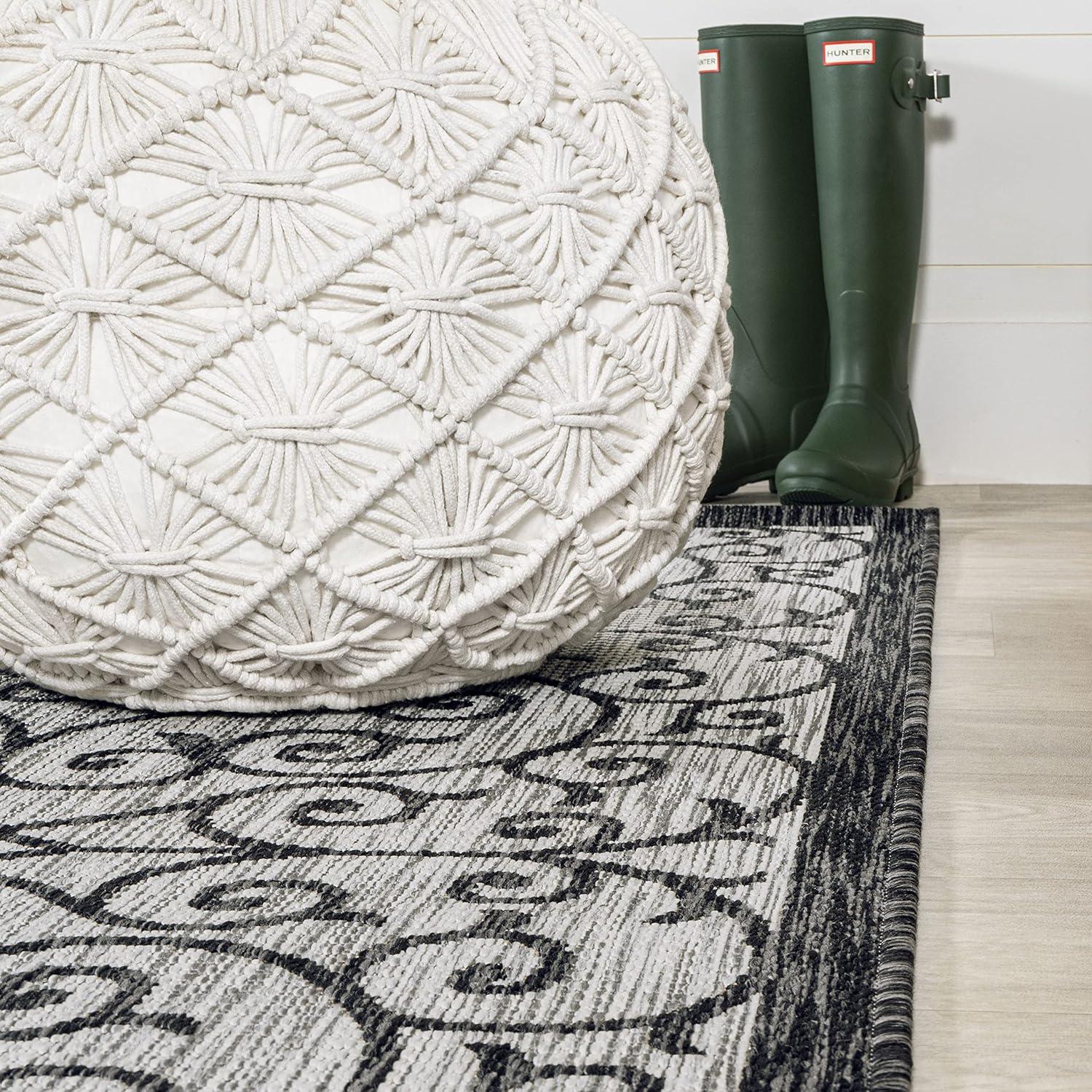 8' x 10' Madrid Vintage Filigree Textured Weave Indoor/Outdoor Area Rug, Light Gray/Black - JONATHAN Y