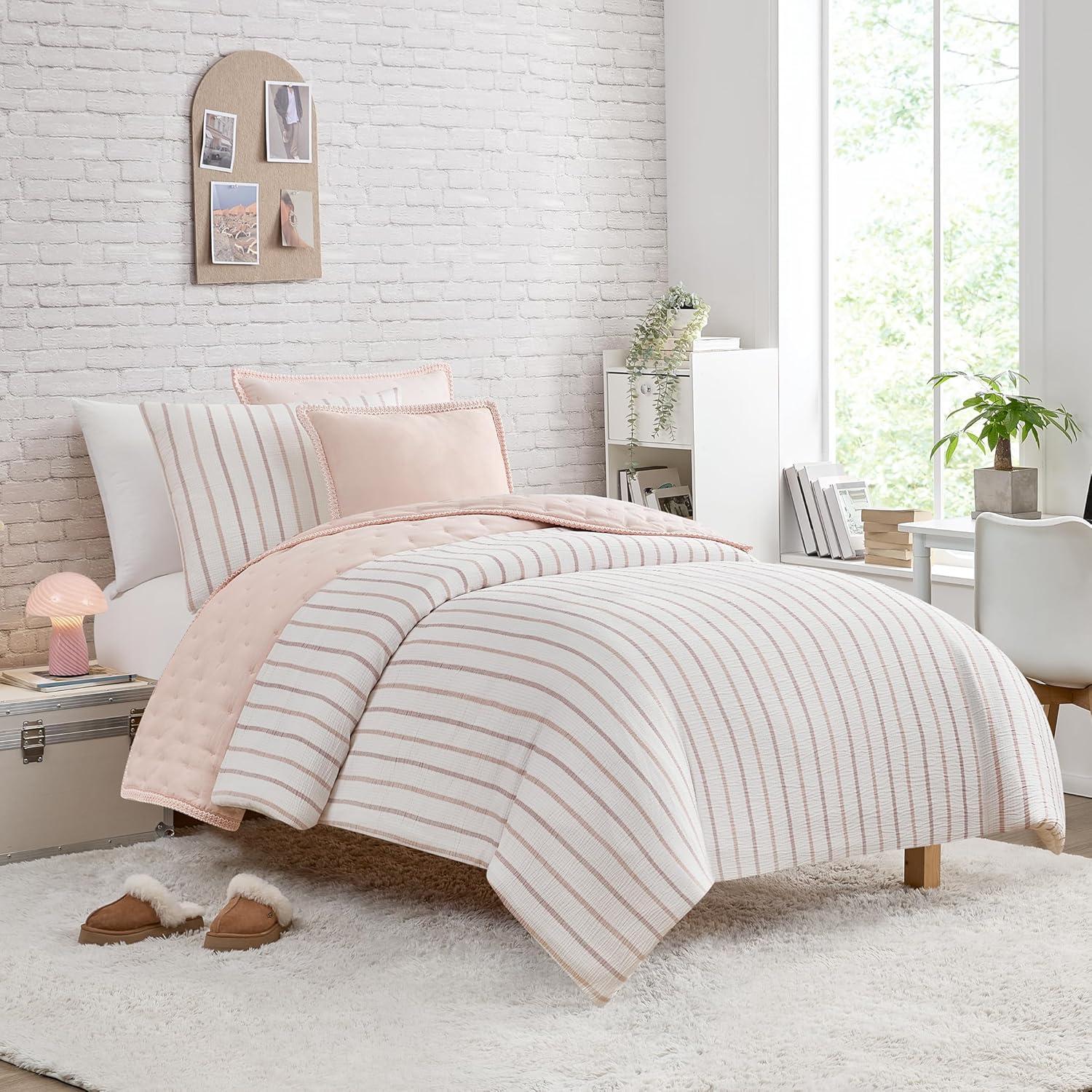 Full/Queen Pink and Brown Striped Polyester Comforter Set