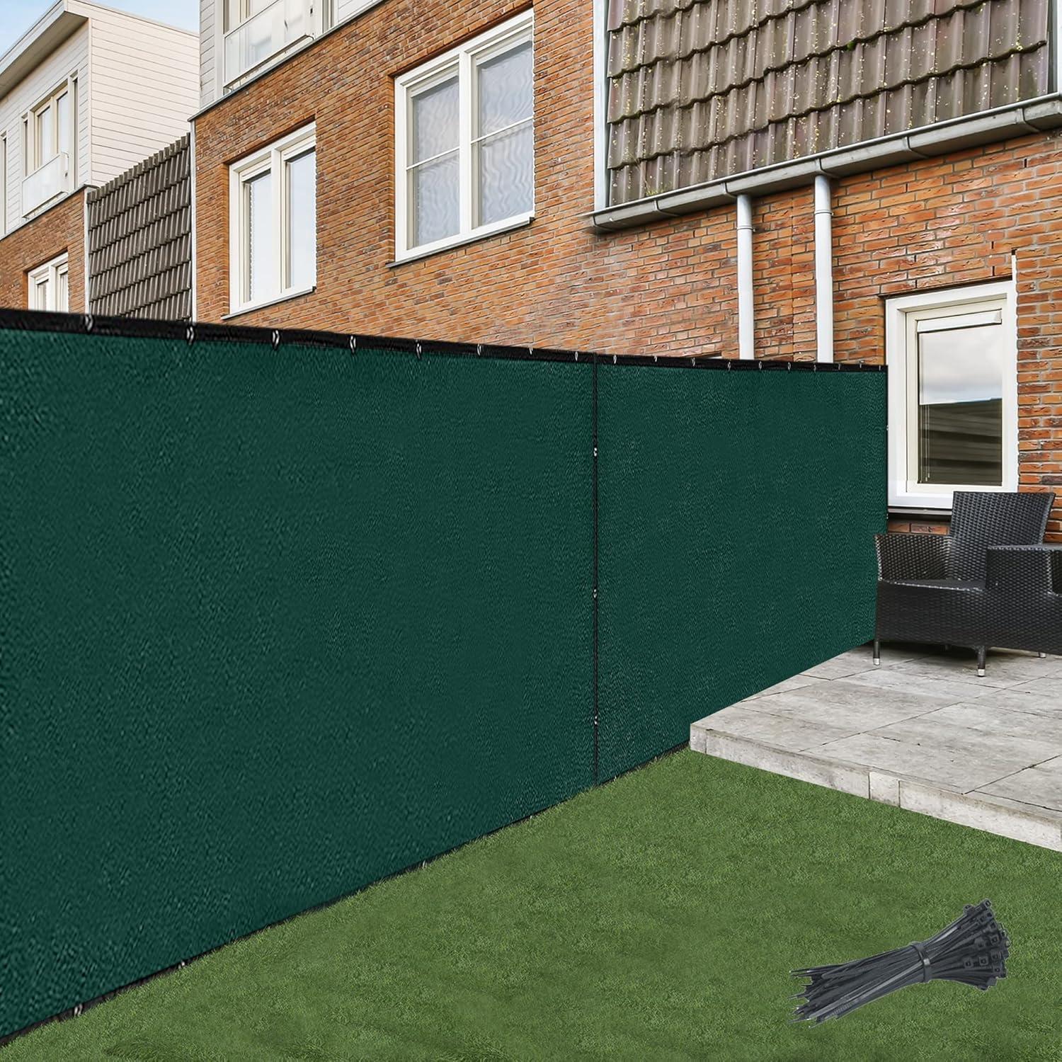 Green Polyethylene Garden Privacy Fence Screen with Reinforced Corners