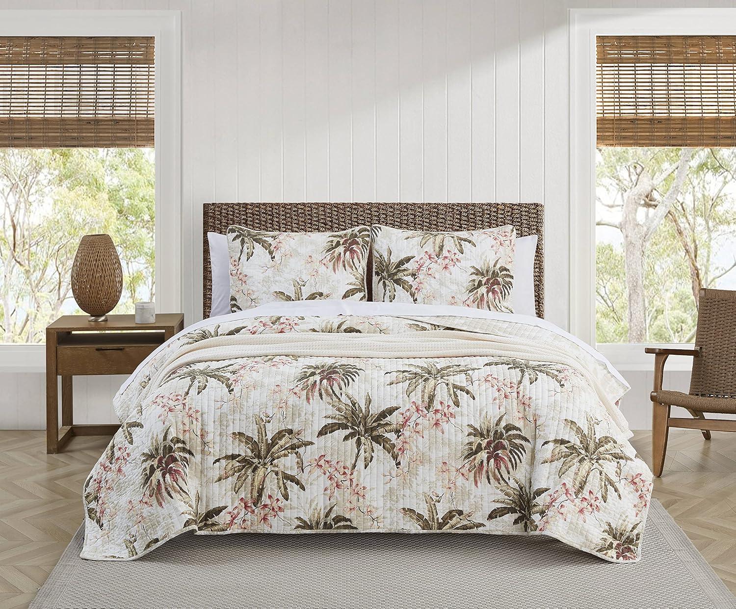 Bonny Cove Beige Reversible Coastal Quilt Set