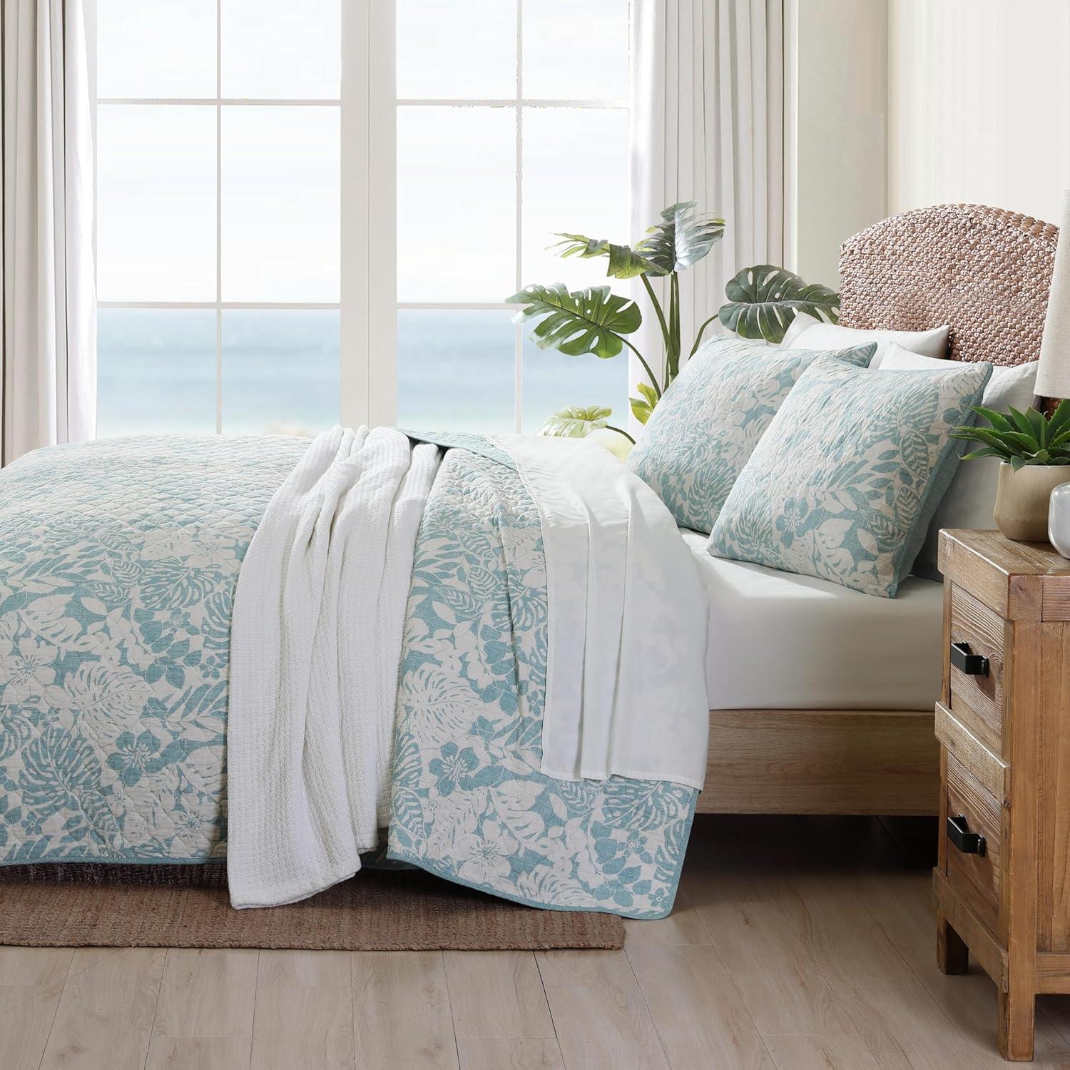 Tommy Bahama King Laguna Beach Quilt & Sham Set Turquoise: Reversible, Botanical Pattern, 3-Piece Set