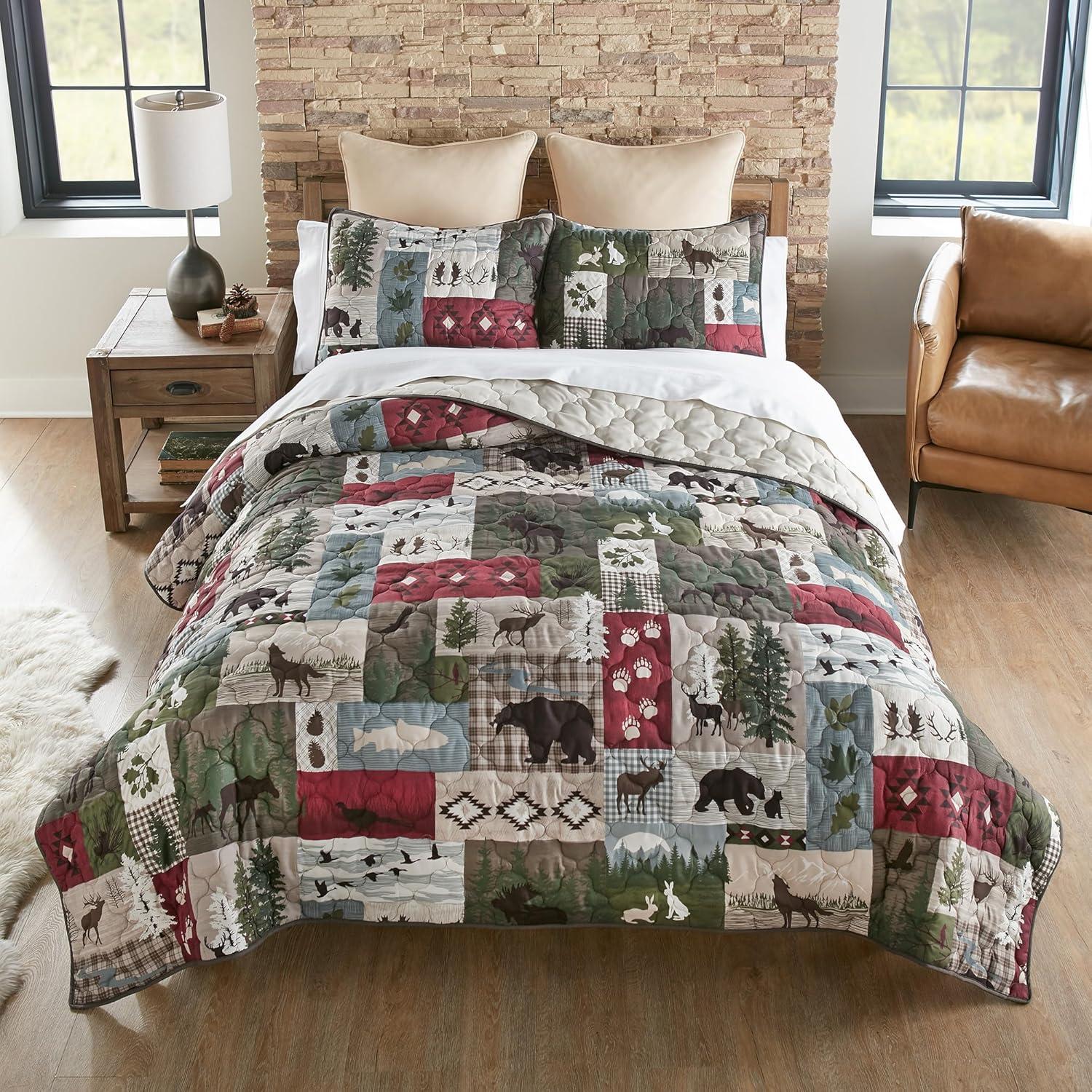 Montana Forest Quilted Quilt Set