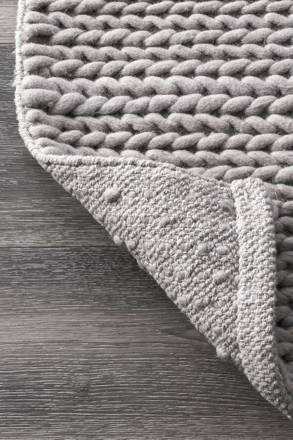 Hand-Tufted Braided Light Grey Wool Blend 3'x5' Area Rug