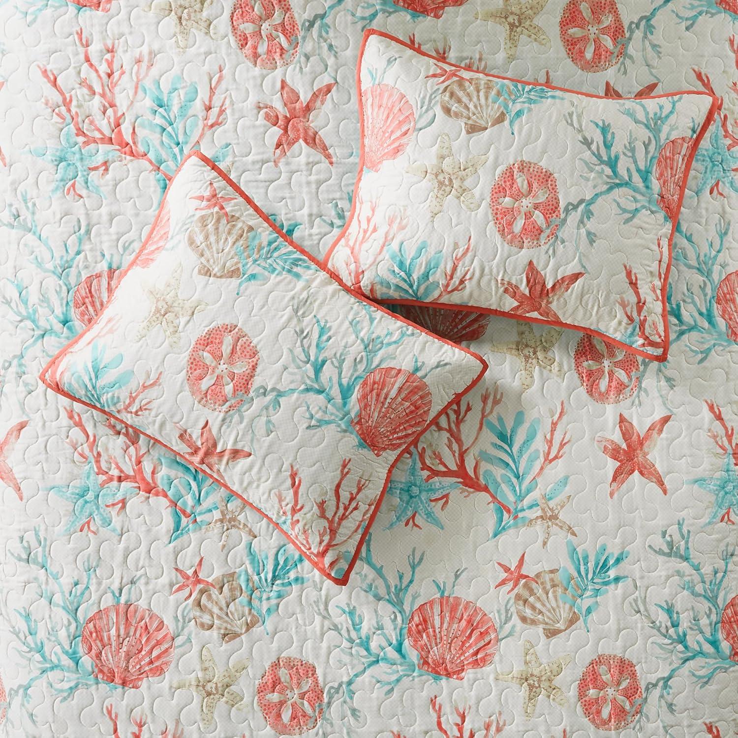 Madison Park Pebble Beach Cotton Sateen 210 TC Reversible 6 Piece Quilt Set with Throw Pillows