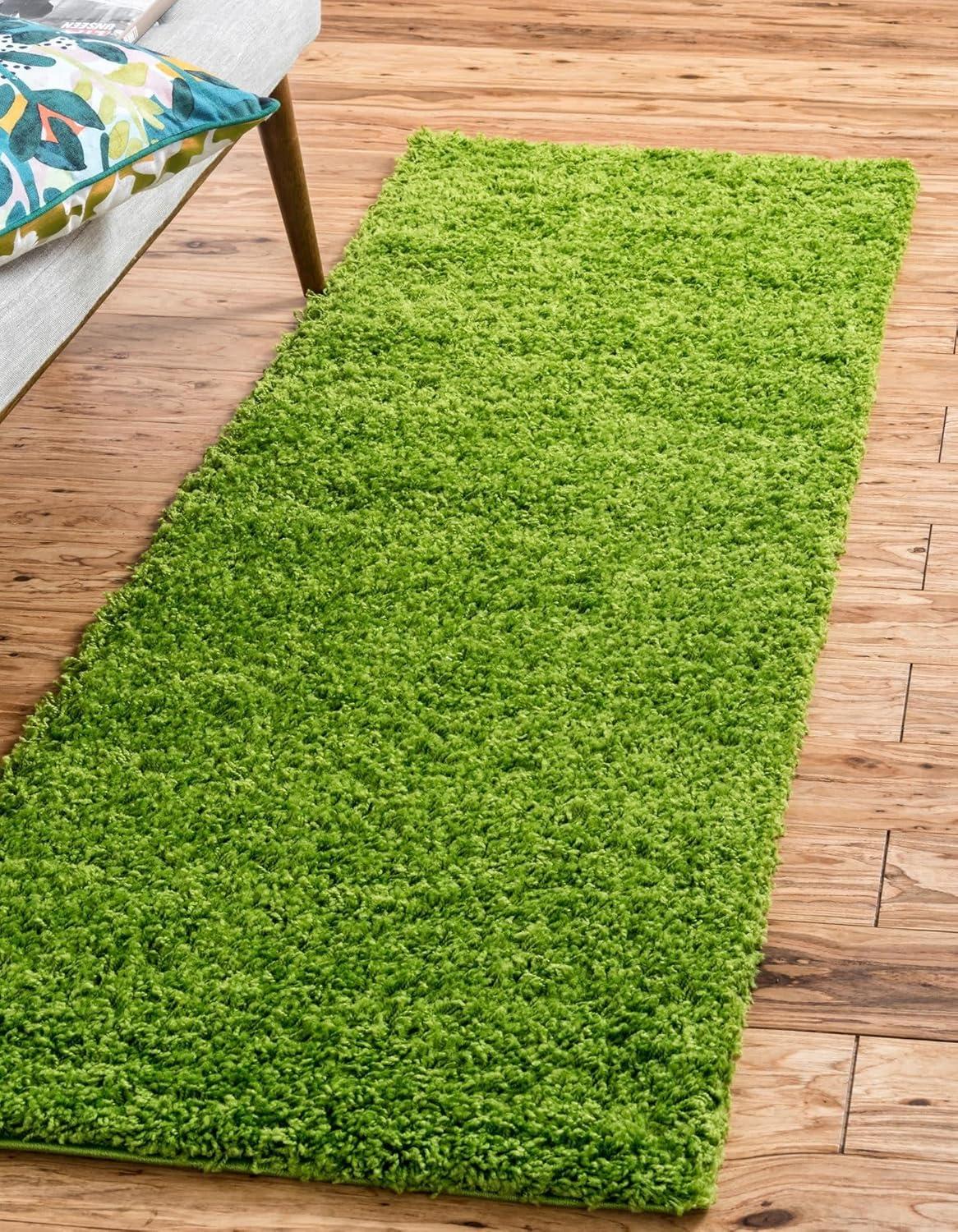Unique Loom 2' 7 x 10' 0 Solid Shag Grass Green Area Rug