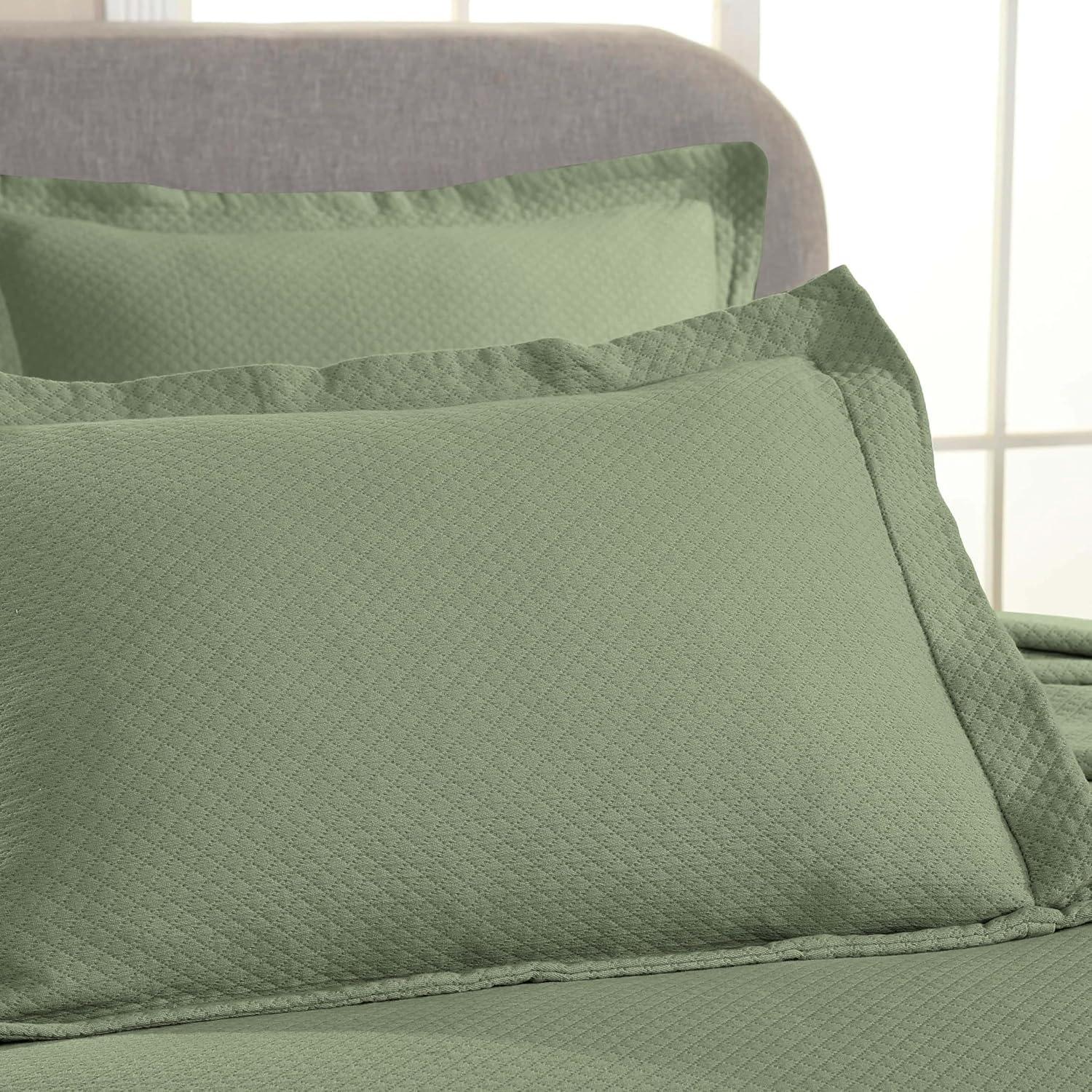 Superior Lightweight Cotton Modern Solid 4-Piece Bedspread Set, King, Sage