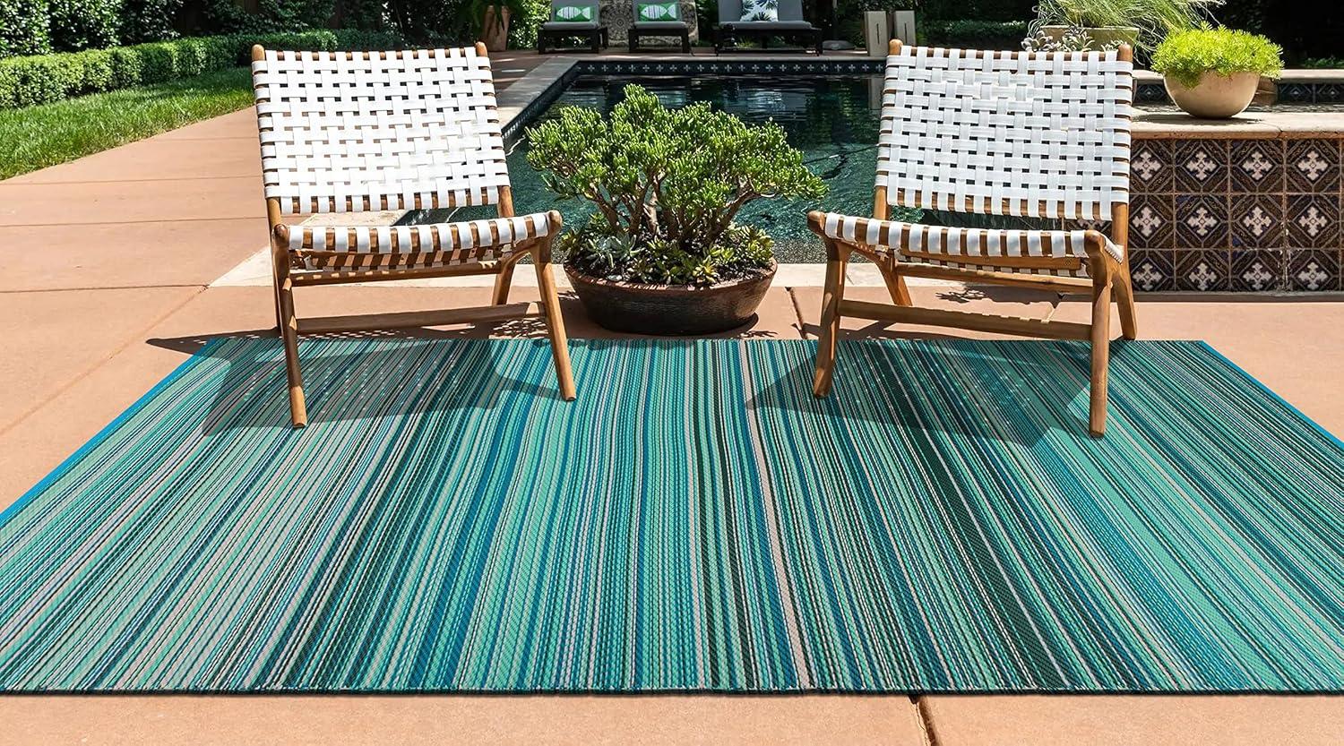 World Rug Gallery Contemporary Stripe Reversible Plastic Indoor and Outdoor Rugs