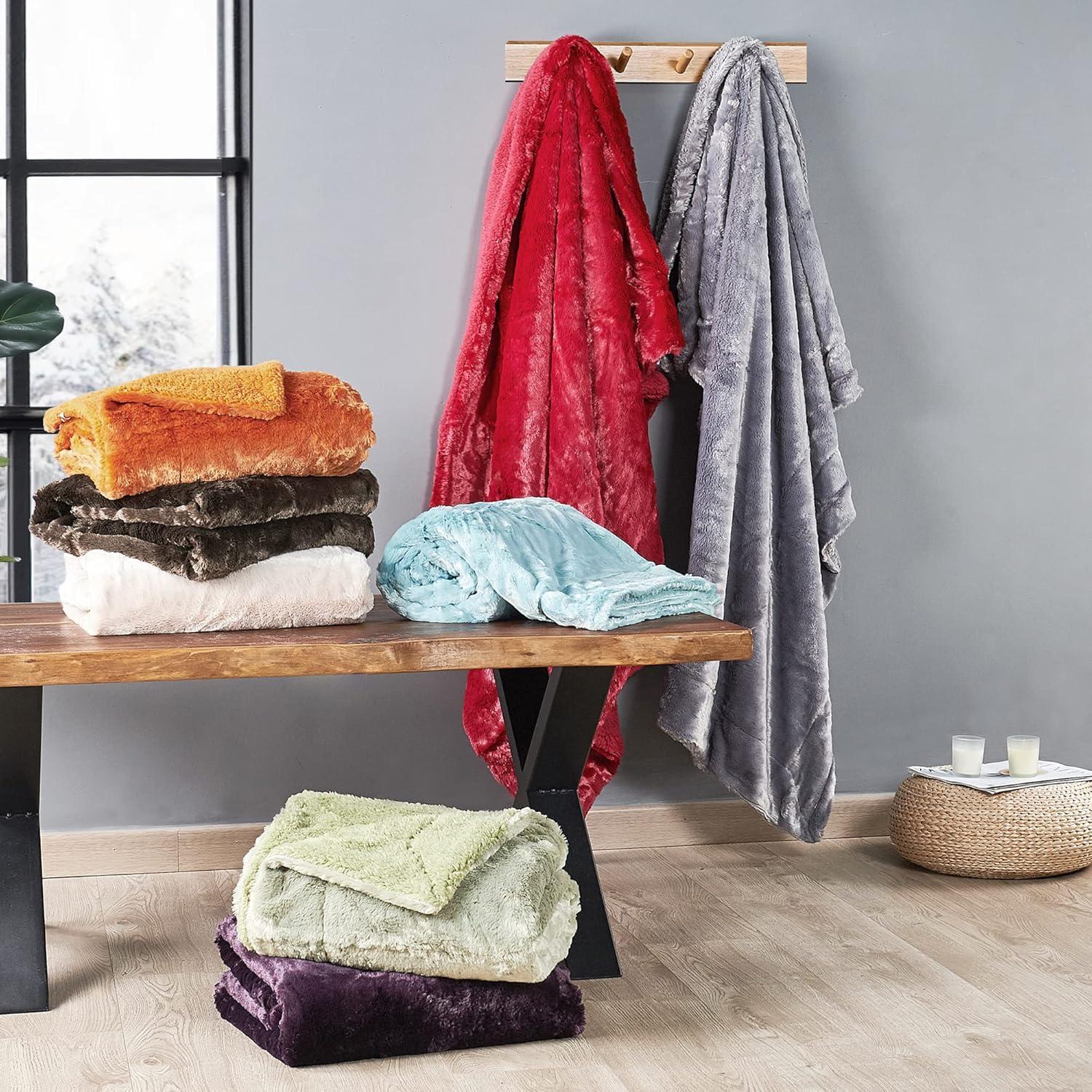 Home Soft Things Handmade Throw Blanket