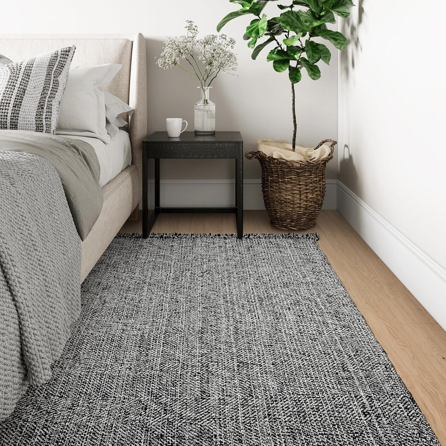 Bester Geometric Handmade Flatweave Cotton Area Rug