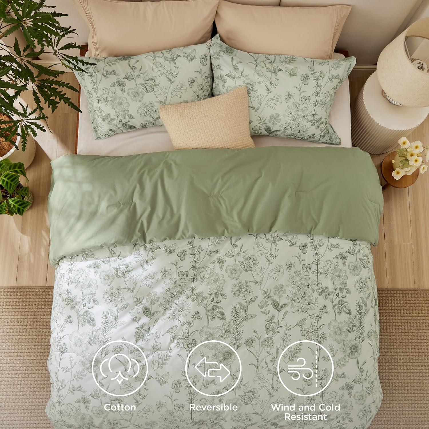 Queen - Sage Green , Cute Floral Beddings, 3 Pieces, 1 Soft Reversible Botanical Flowers