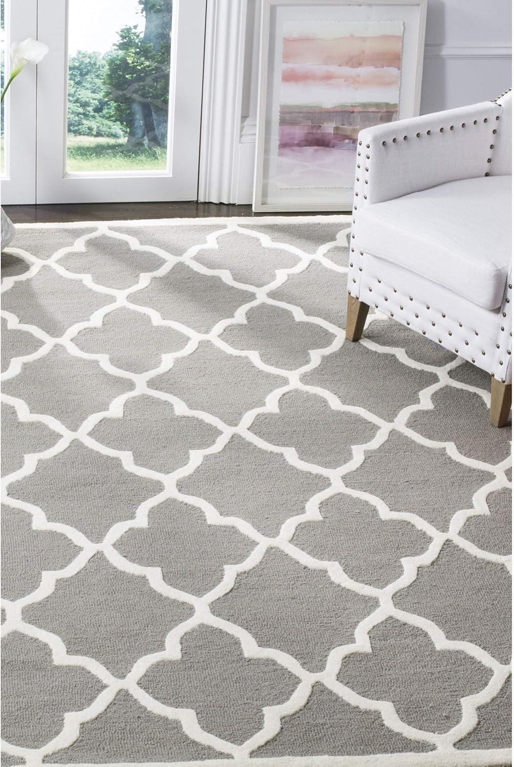 Cambridge CAM730 Hand Tufted Area Rug  - Safavieh