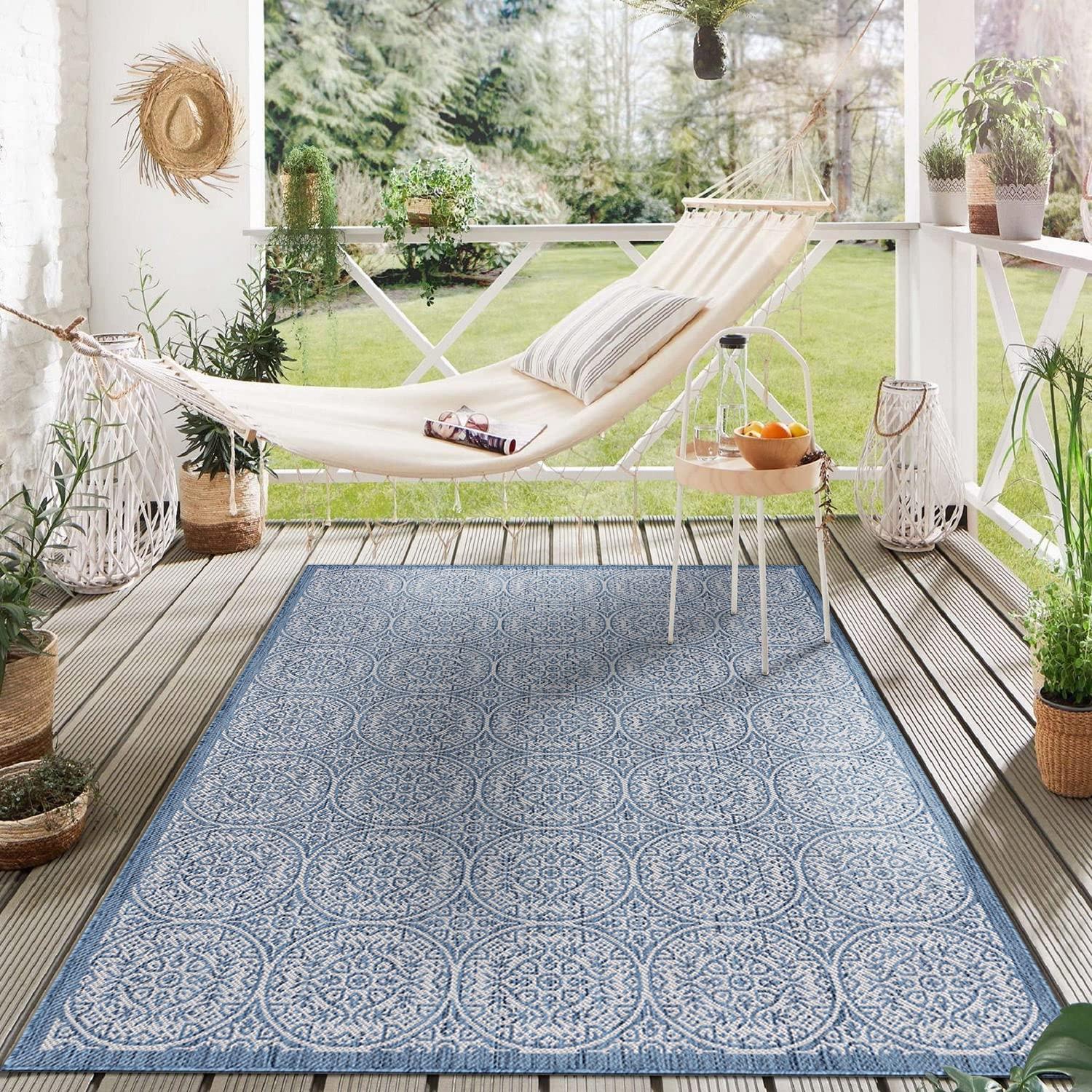 World Rug Gallery Transitional Floral Circles Textured Flat Weave Indoor/Outdoor Area Rug - BLUE 5' X 7'