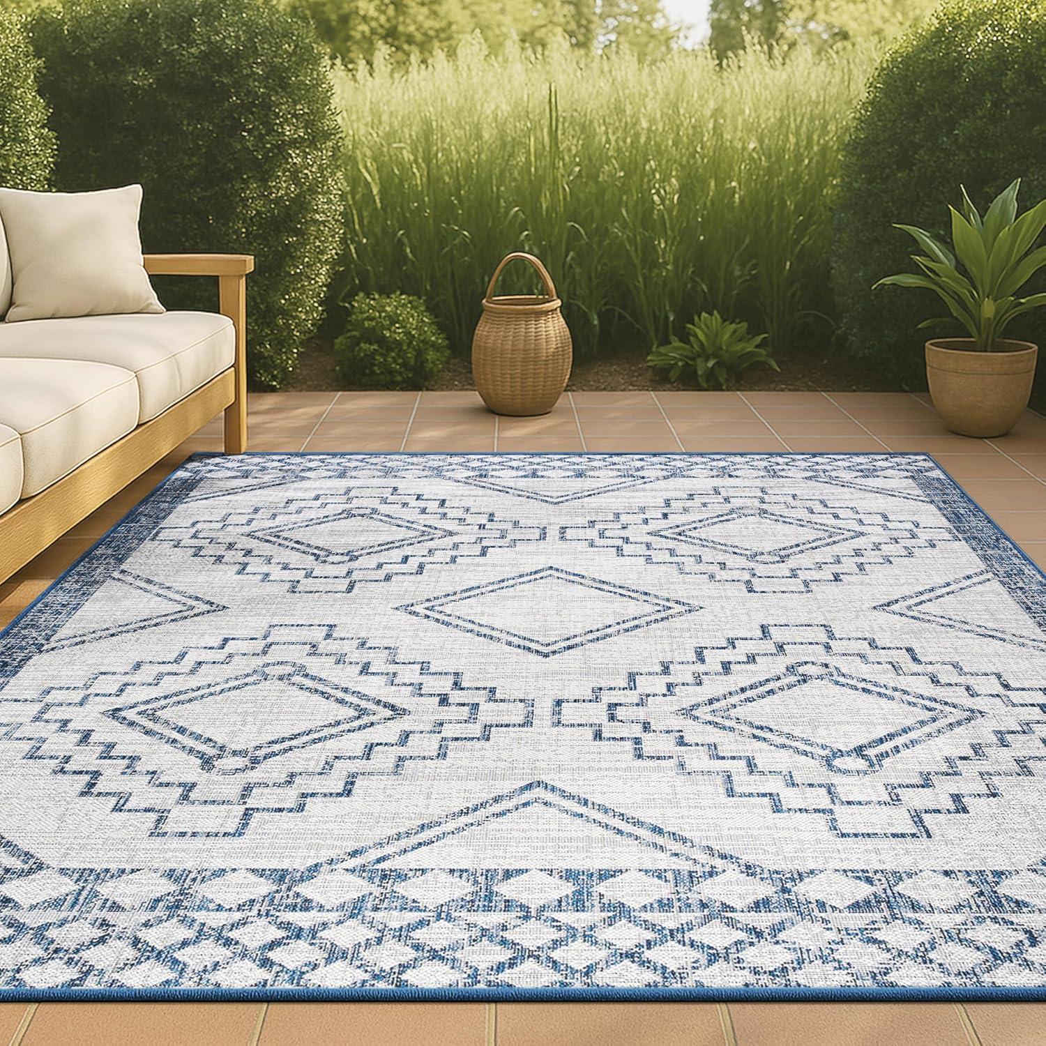 3'x5' Marokko Diamond  Medallion Indoor/Outdoor Area Rug, Ivory/Blue - JONATHAN Y