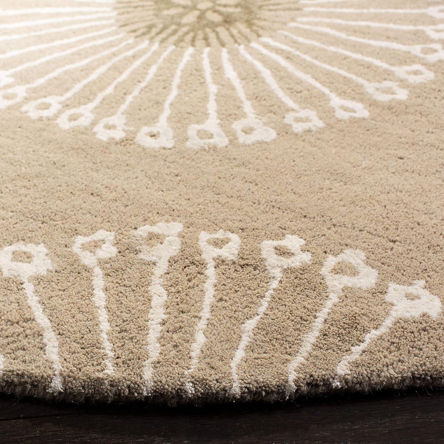 Soho SOH821 Hand Tufted Area Rug - Beige/Brown - 6' Round - Safavieh.