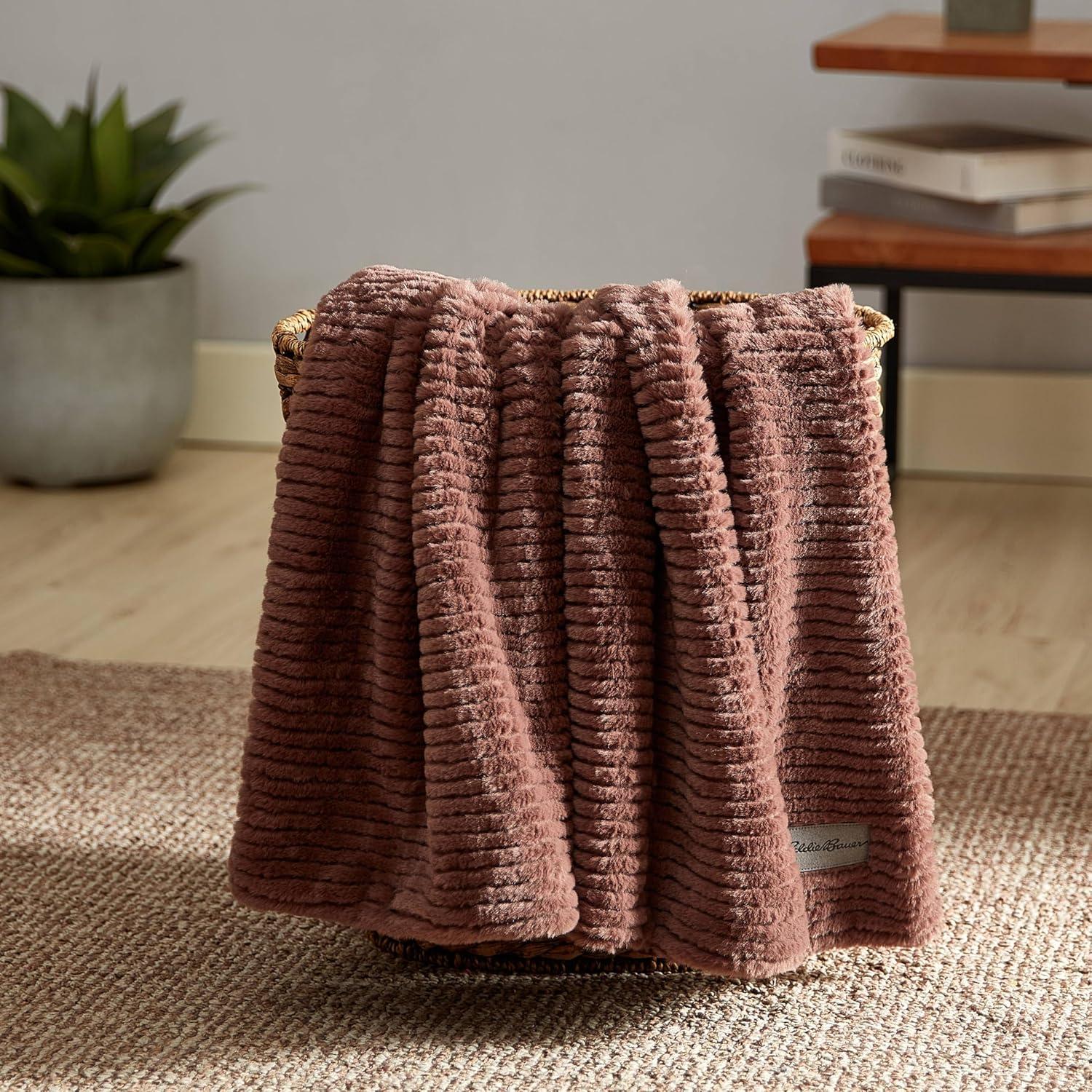 Brown Ribbed Reversible Fleece Sherpa Throw Blanket