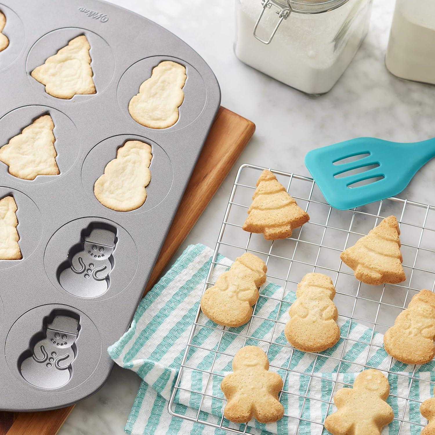 Wilton Non-Stick Christmas Shapes Cookie Pan, 12-Cavity Molds