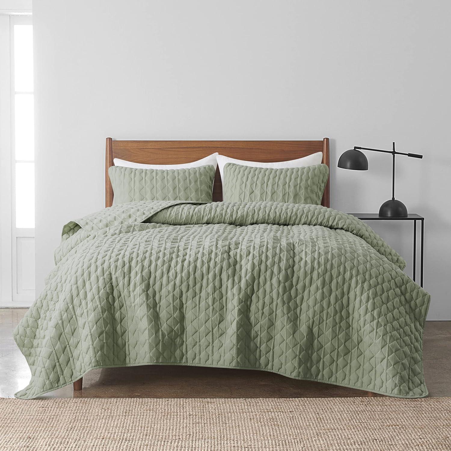 Sage Green Twin Microfiber Quilted Bedspread Set