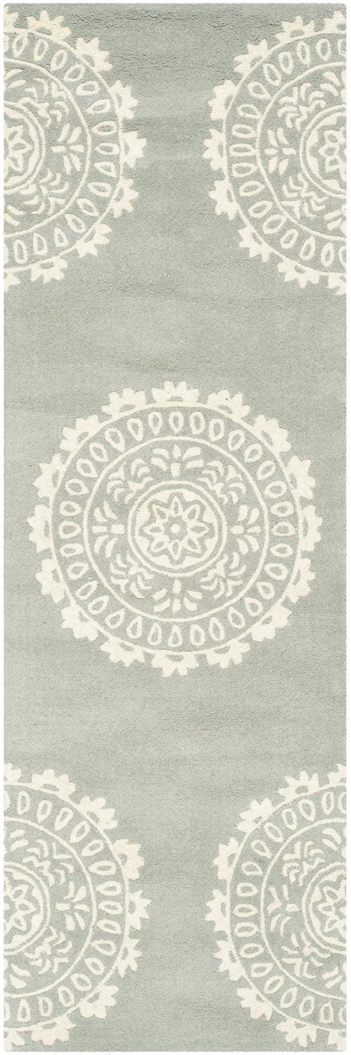 Bella BEL122 Hand Tufted Runner Rug - Grey/Ivory - 2'3"x11' - Safavieh.
