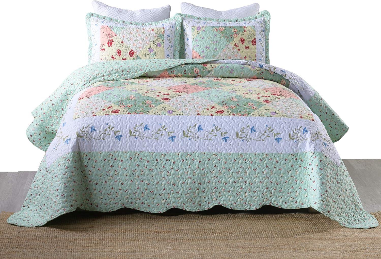 Queen Multi-Color Floral Quilt Set with Scallop Edges