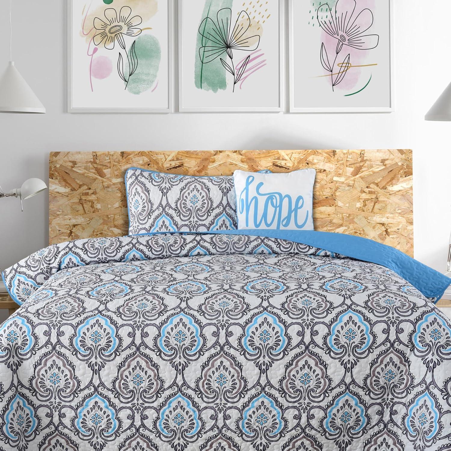 Paisley Quilt Set