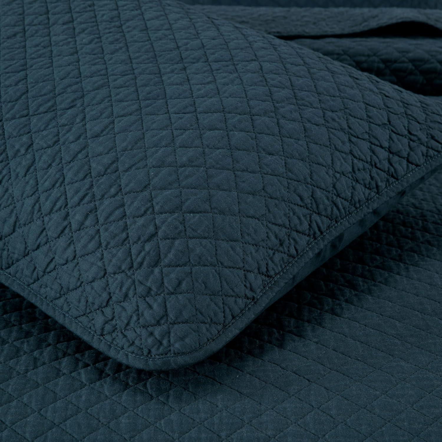 Chezmoi Collection Avon Diamond Geometric Solid Cotton Lightweight Quilt for All Seasons, 3-Piece Quilt Set, King, Dark Blue