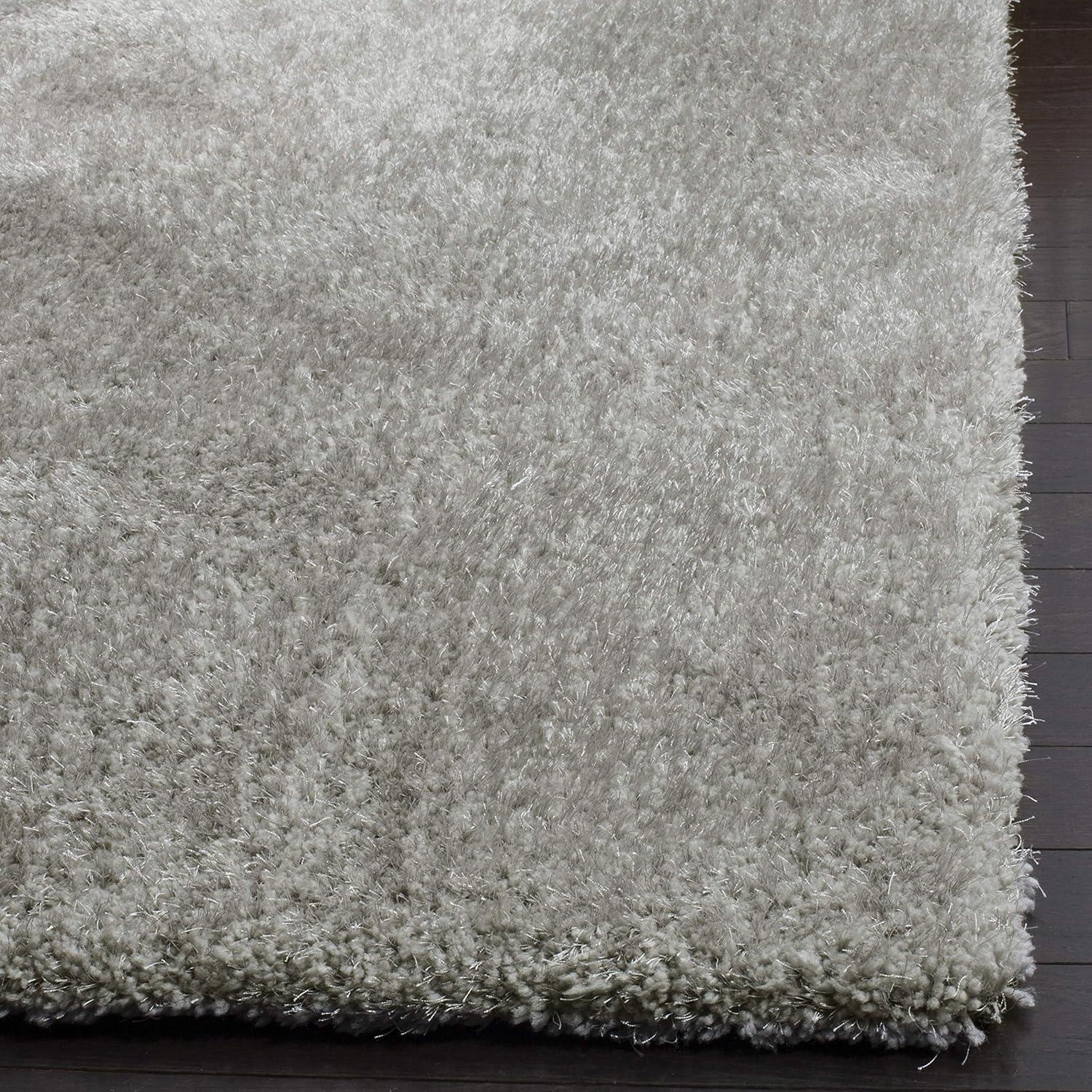 Hand-tufted Light Grey Shag Rug 4' x 6' with Satin Luster