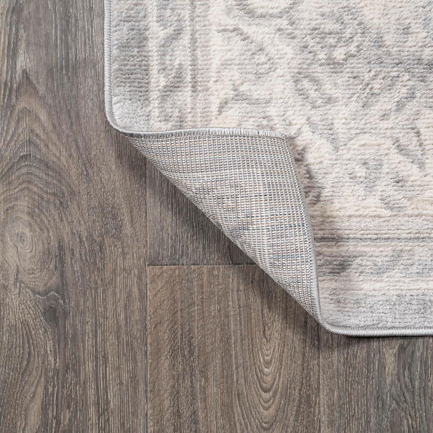 4'x6' Rosalia Cottage Medallion Area Rug, Ivory/Gray - JONATHAN Y