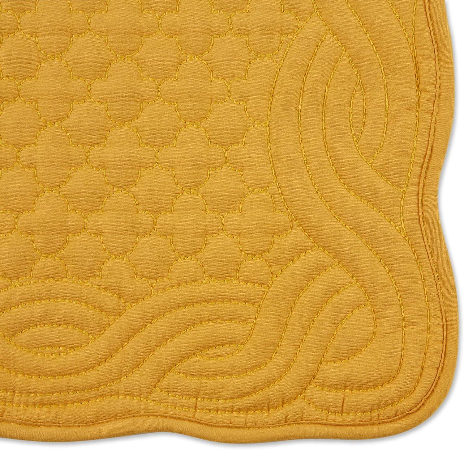 Honey Gold Quilted Farmhouse Placemat (Set of 6)