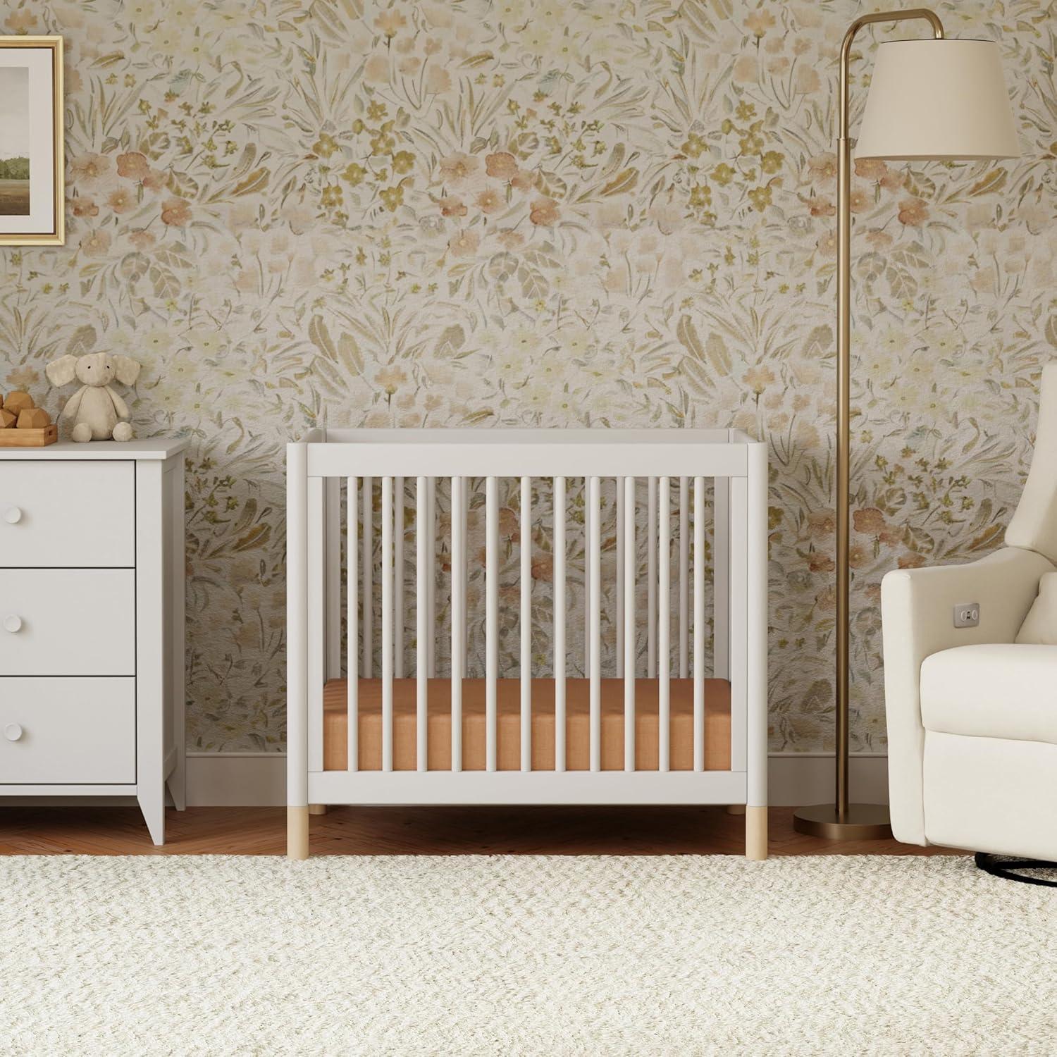 Gelato 4-in-1 Mini Convertible Crib