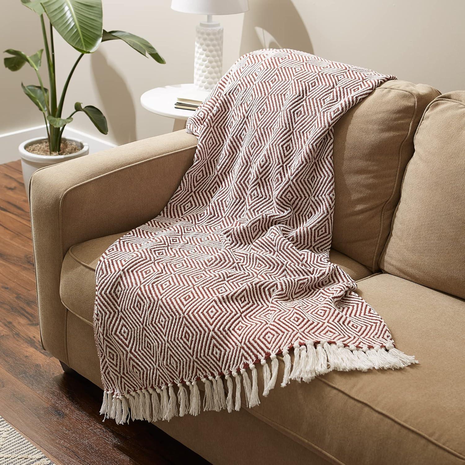 Cinnamon Diamond Geometric 50"x60" Cotton Throw Blanket