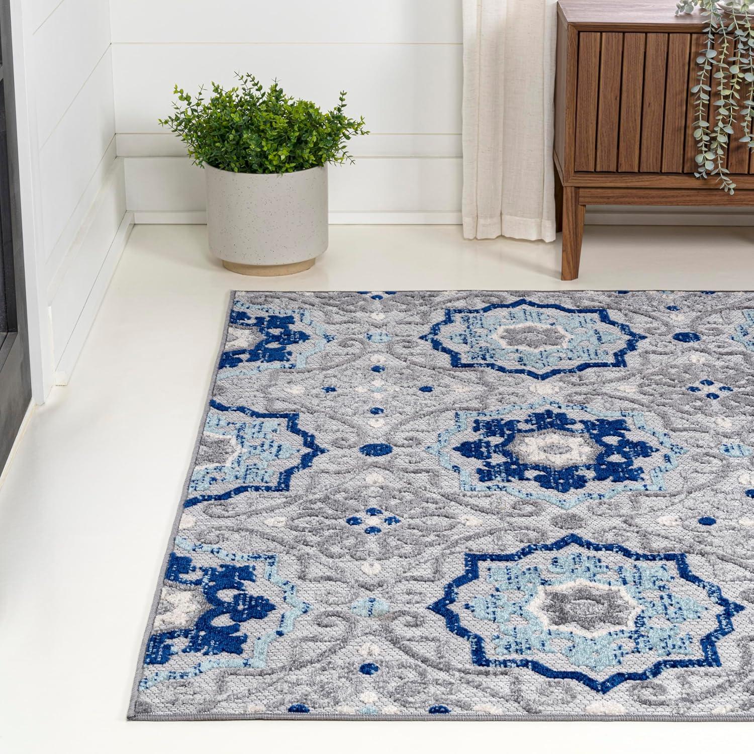 Mediterranean Medallion Indoor/Outdoor Area Rug - JONATHAN Y