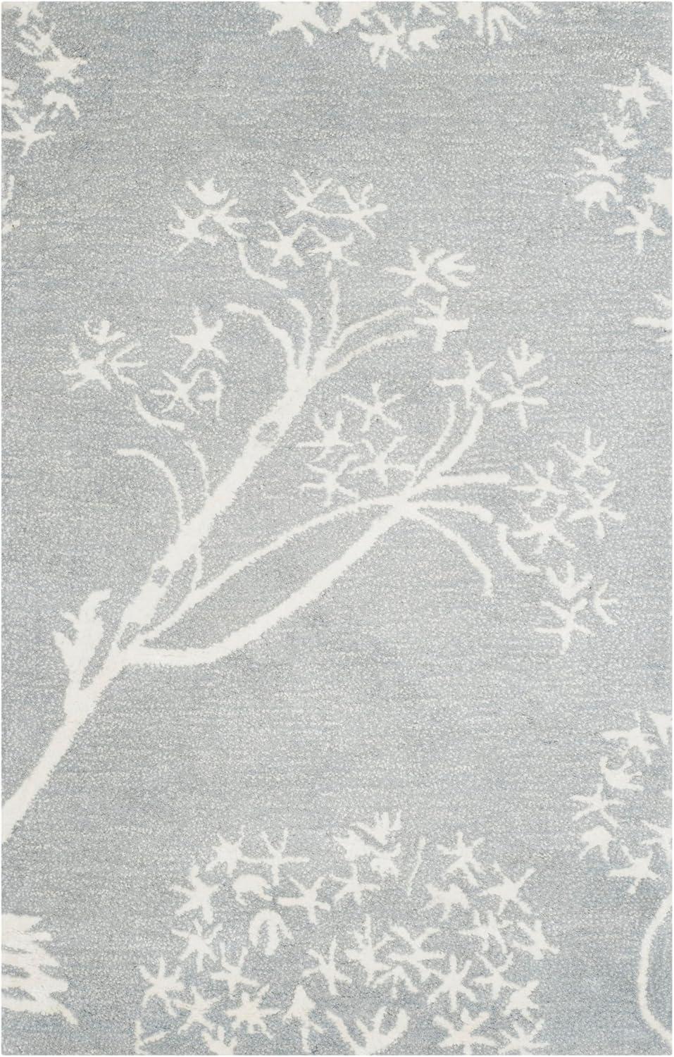Bella BEL131 Hand Tufted Accent Rug - Light Blue/Ivory - 2'6"x4' - Safavieh.