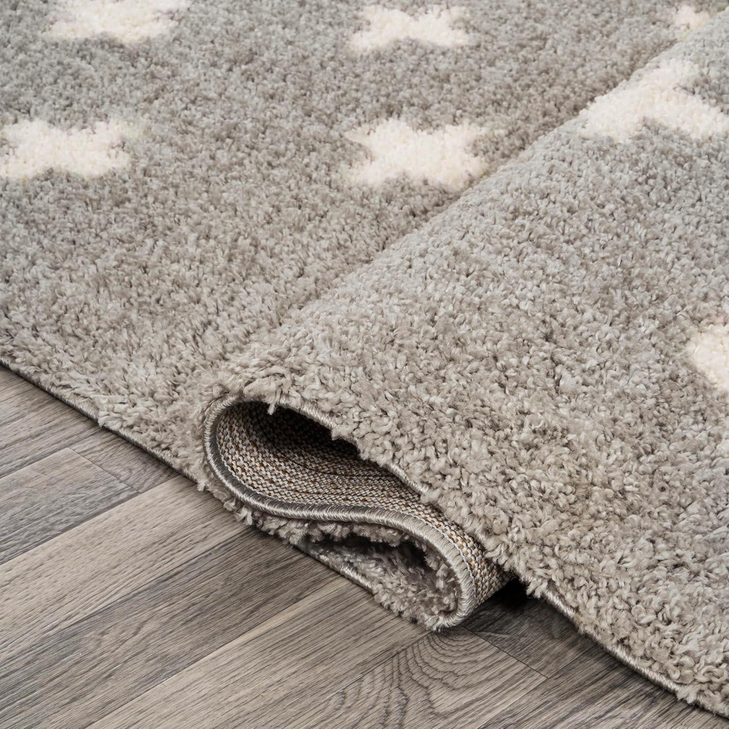 Cristo Berber Geometric Shag Indoor Area Rug - JONATHAN Y