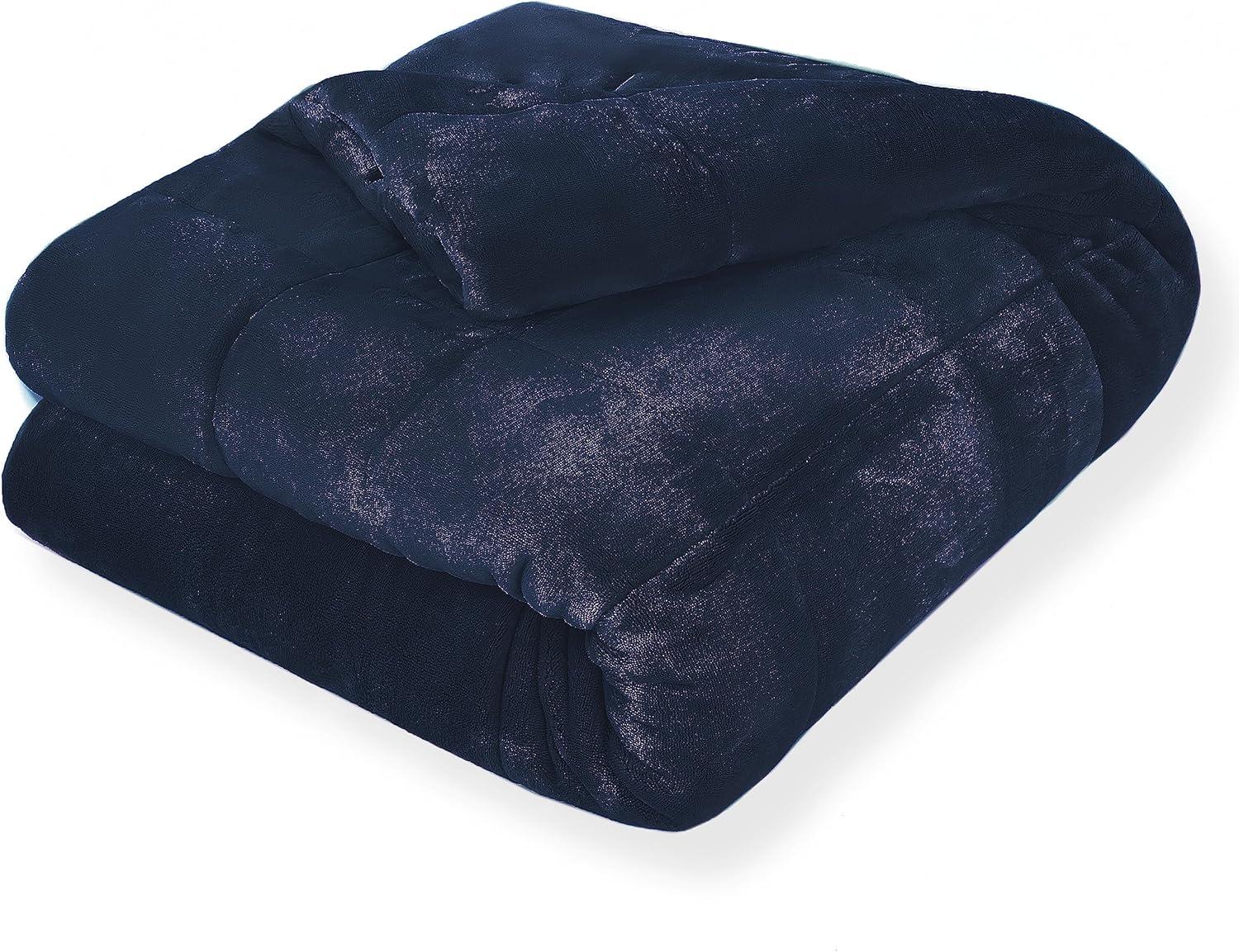 Vellux Vellux PlushLux Filled Blanket