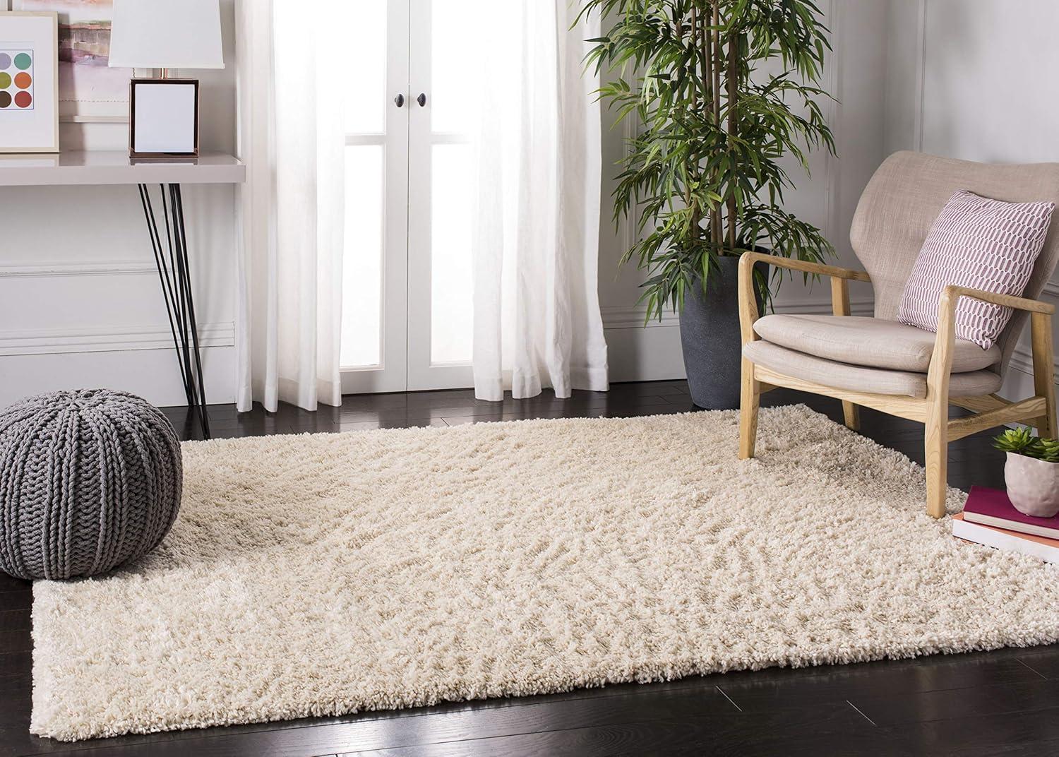 SAFAVIEH Fontana Jamie Solid Plush Shag Area Rug, Cream, 4' x 6'